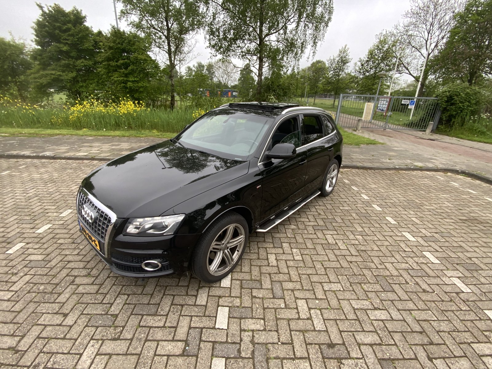 Audi Q5 2.0 TFSI q. Pro Line 2010 - voorkant
