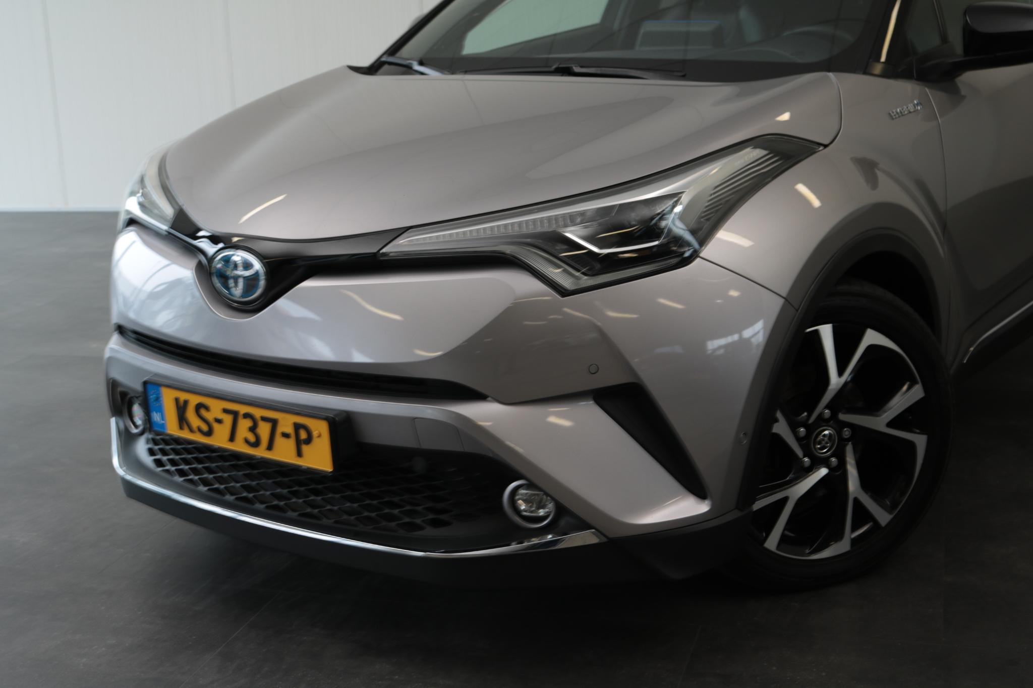 Foto van Toyota Toyota C-hr