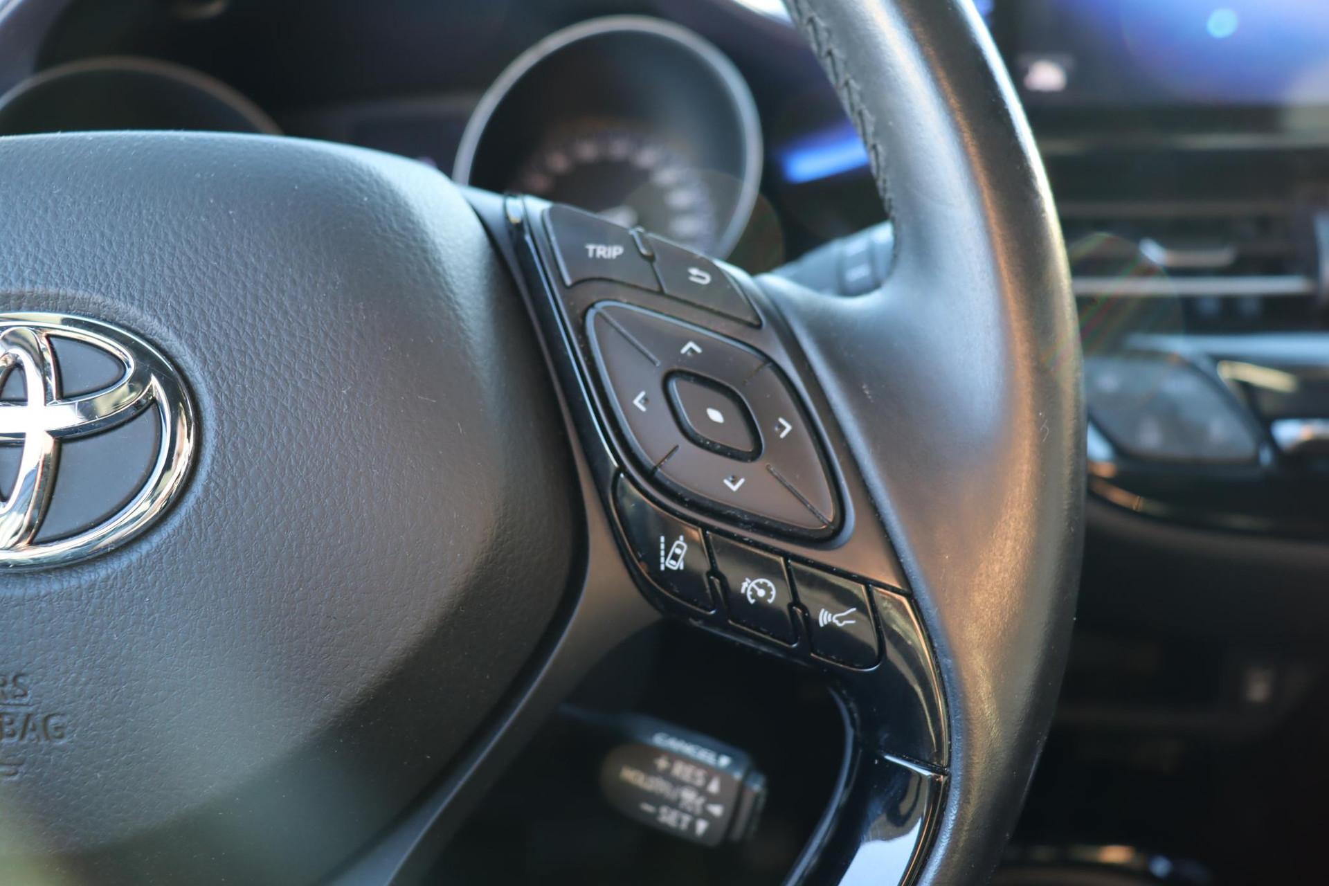 Foto van Toyota Toyota C-hr