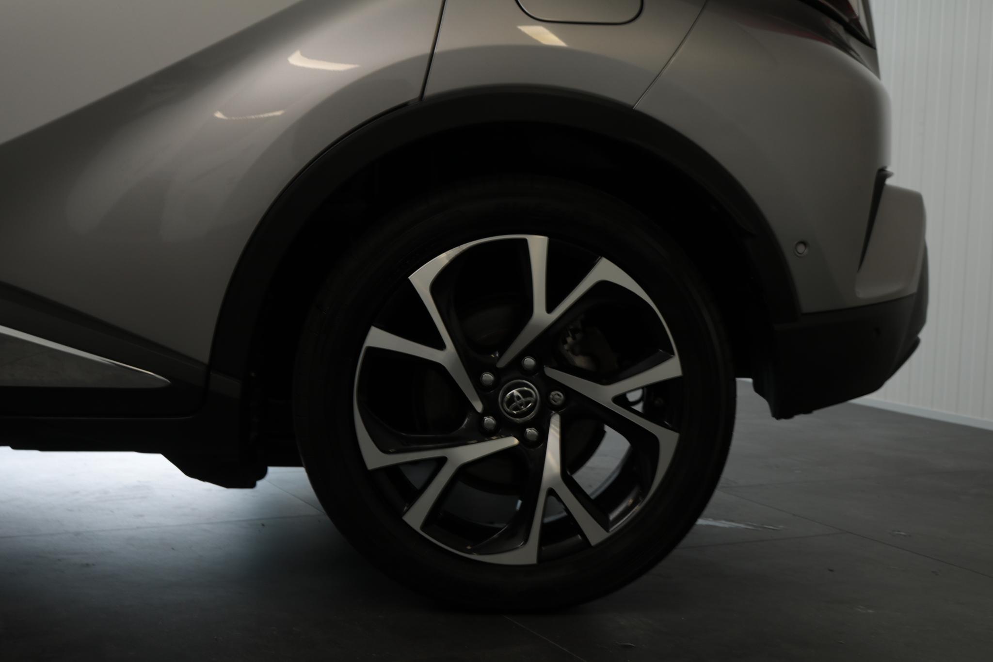 Foto van Toyota Toyota C-hr
