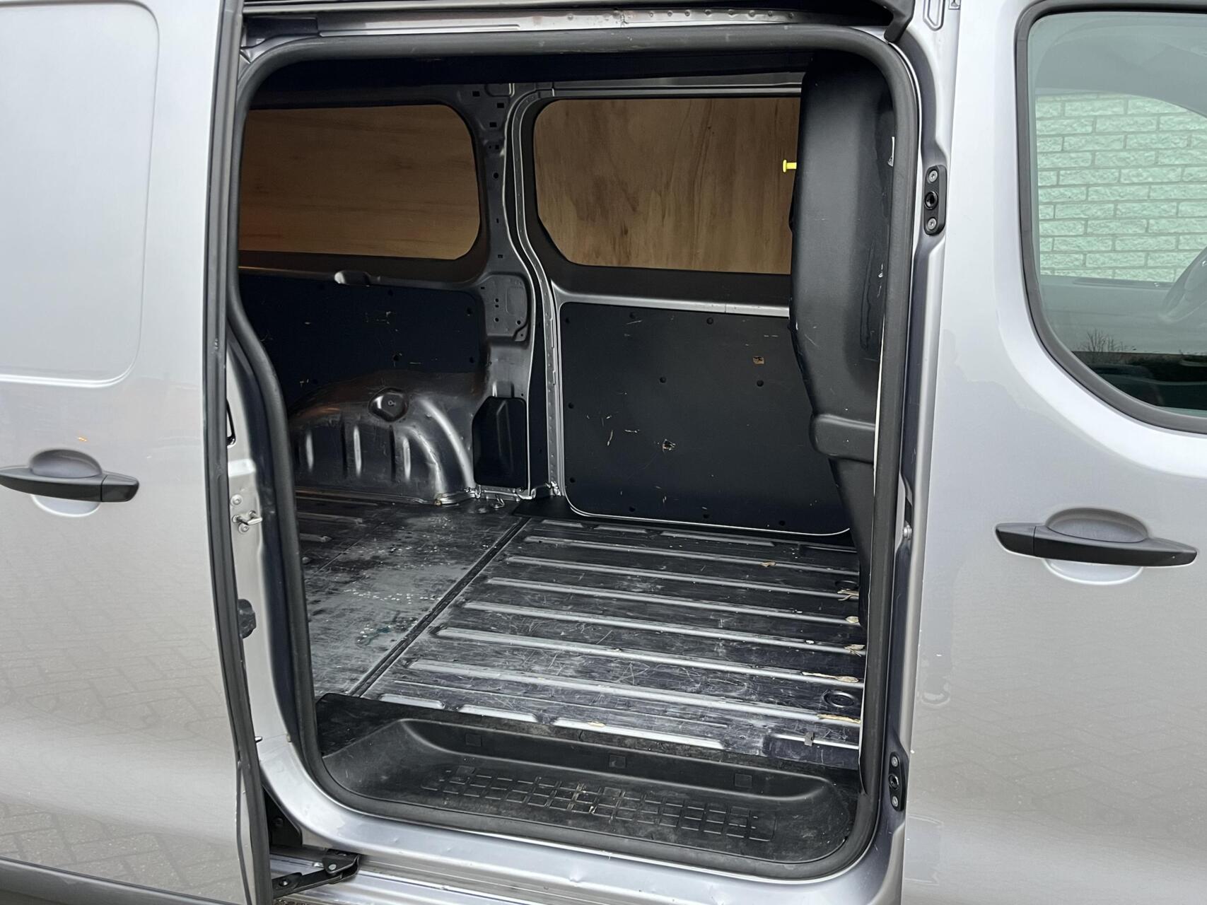 Foto van Opel Vivaro