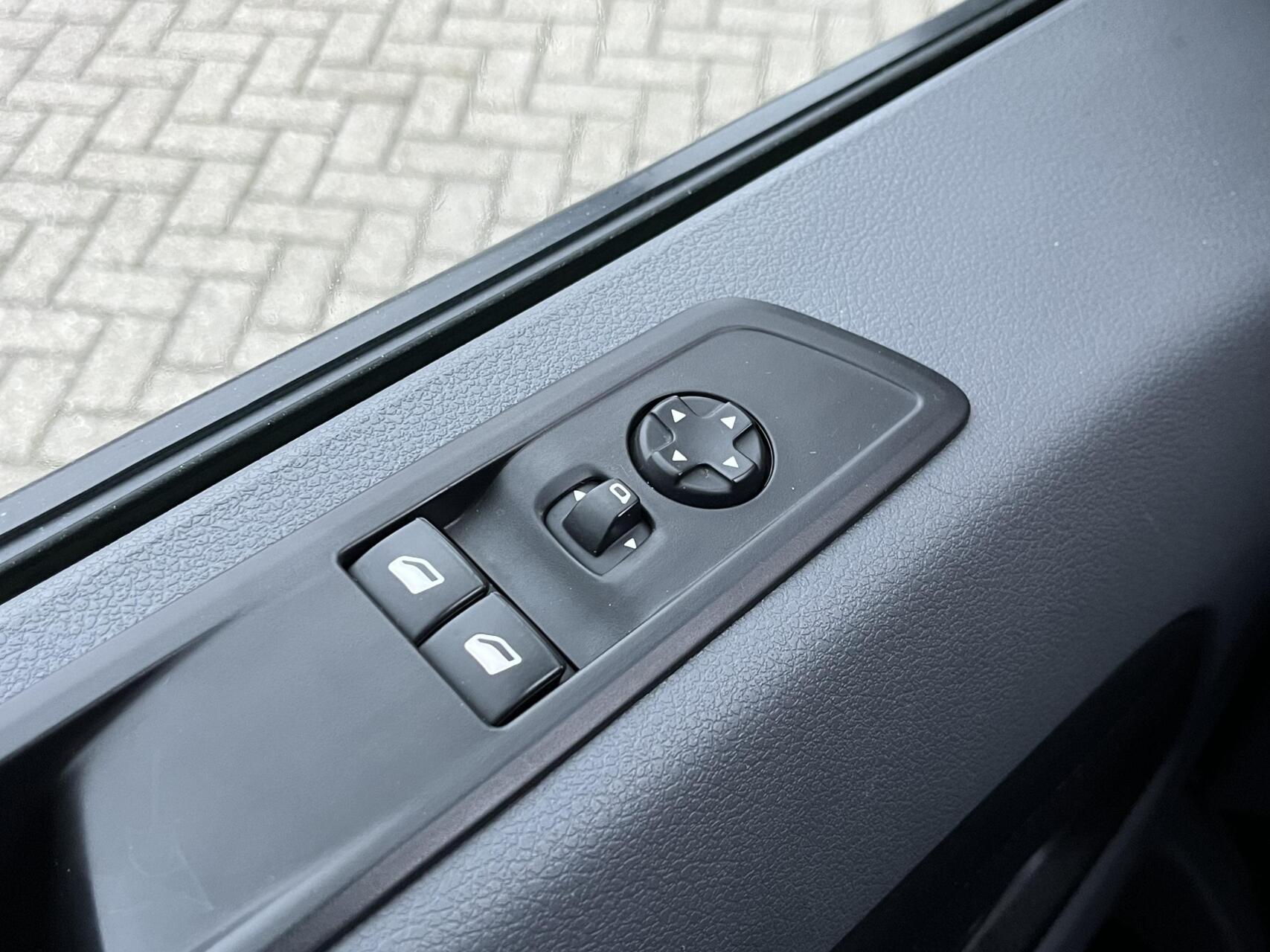 Foto van Opel Vivaro
