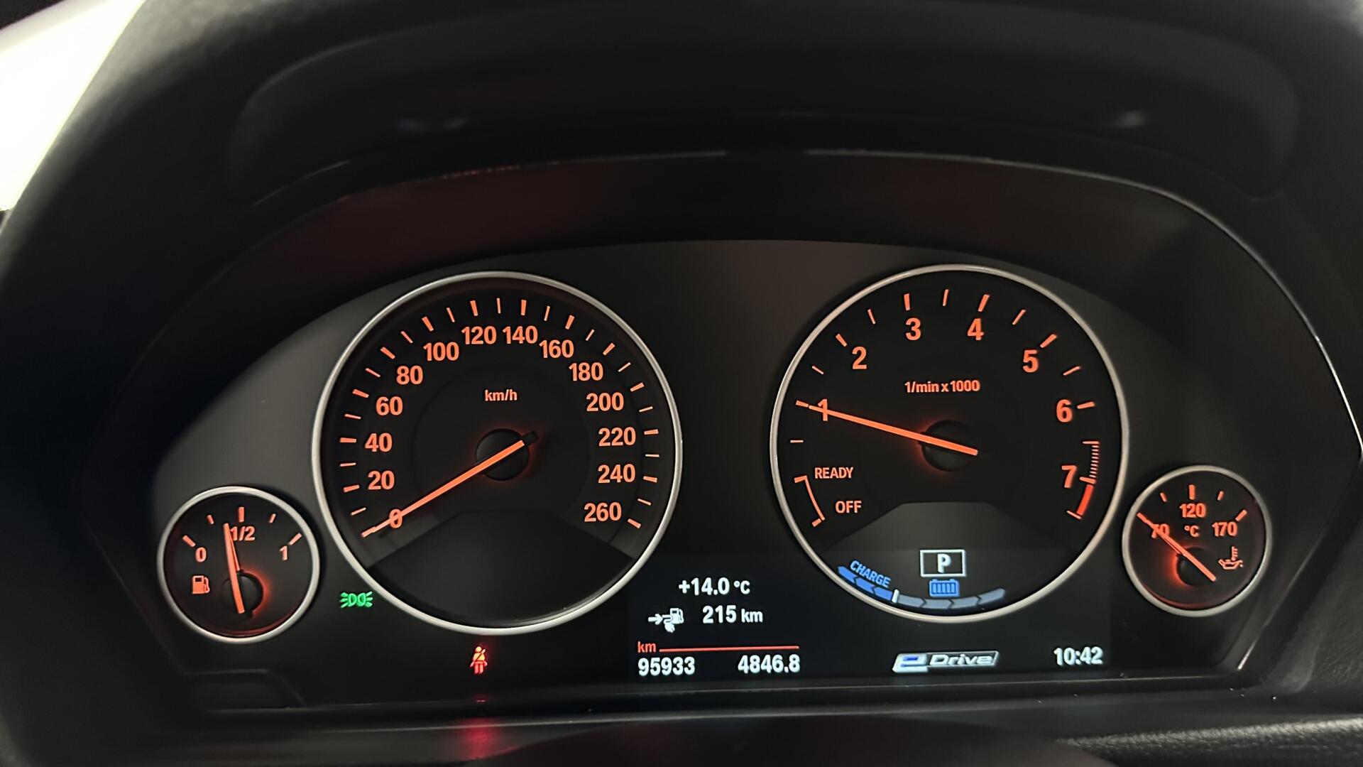 Foto van BMW 330e Iperformance