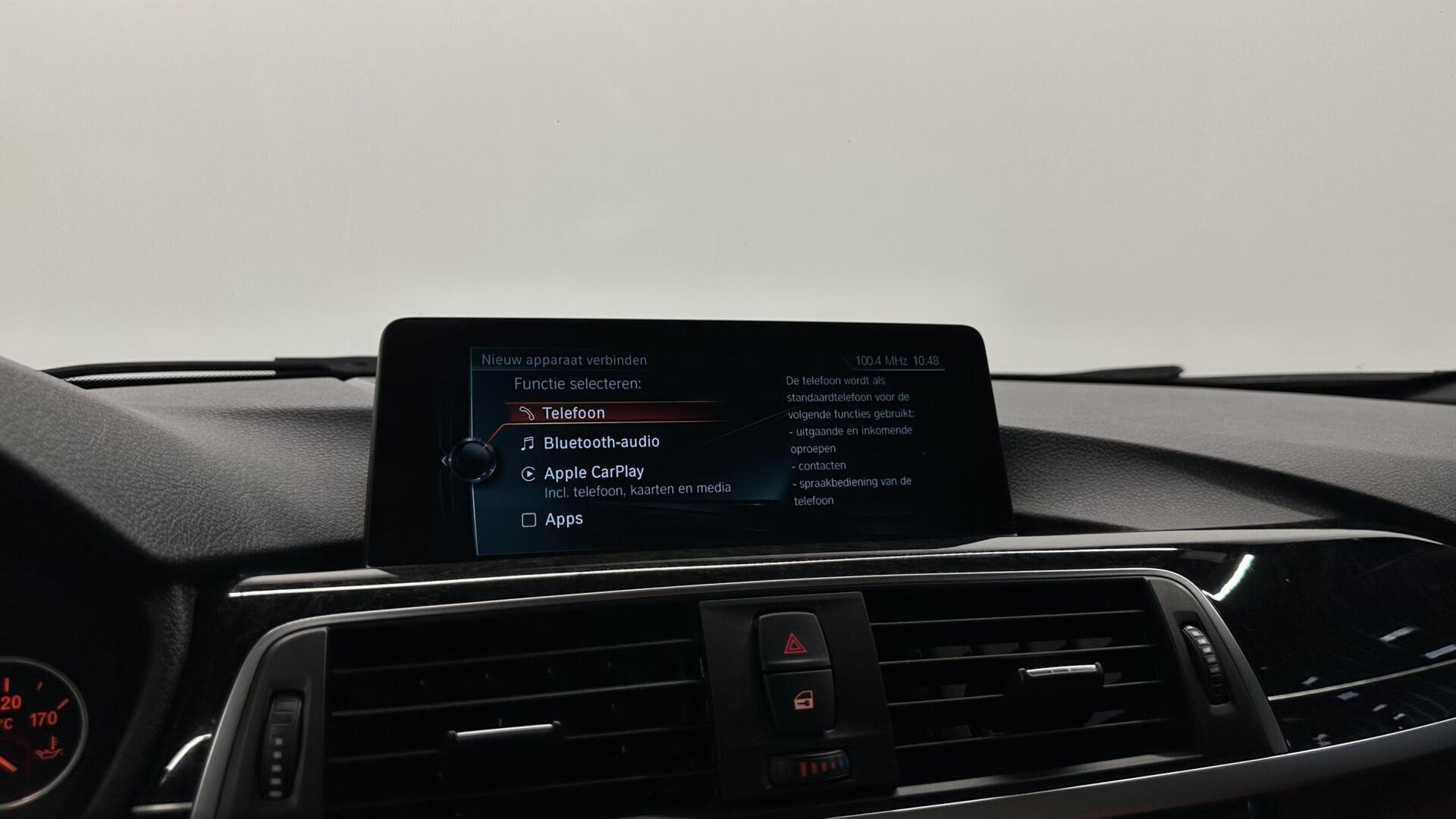 Foto van BMW 330e Iperformance