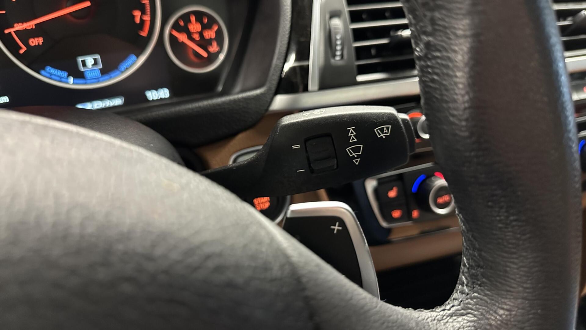 Foto van BMW 330e Iperformance