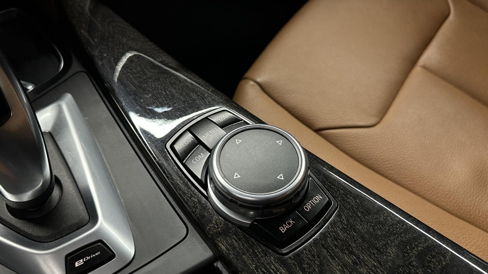 Foto van BMW 330e Iperformance