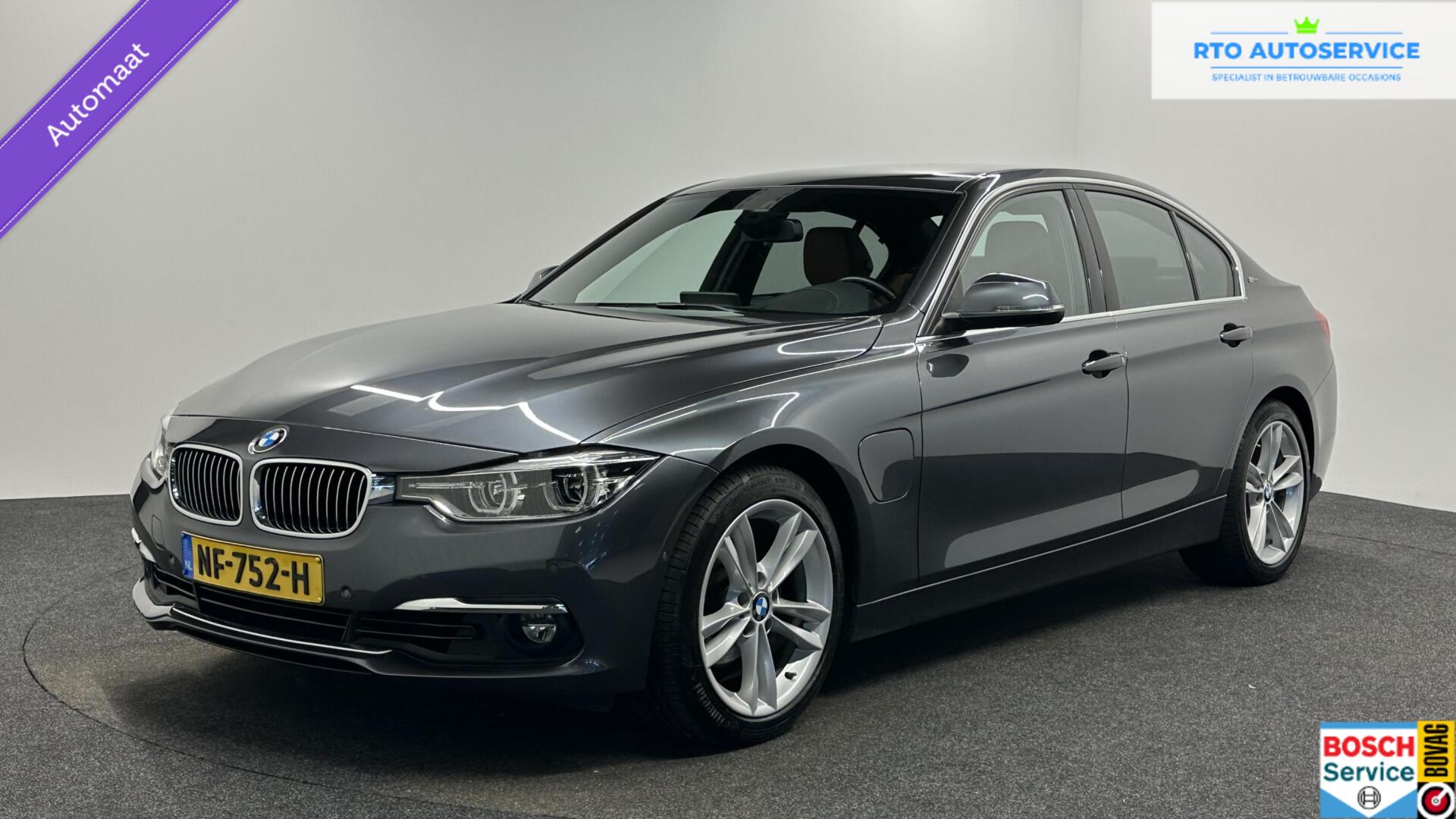 BMW 330e Iperformance 330e Centennial High Executive LEER STOELVERW NAVI CARPLAY ECC. 2016 - voorkant