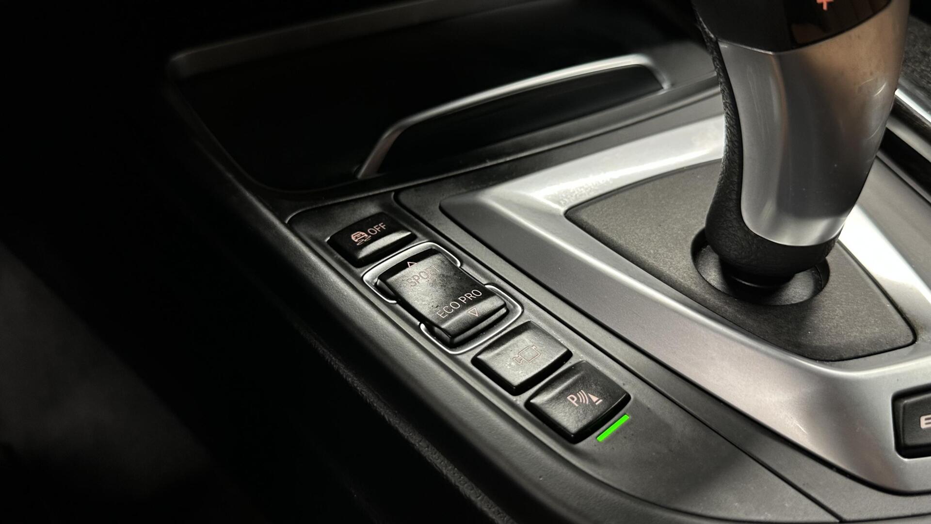 Foto van BMW 330e Iperformance