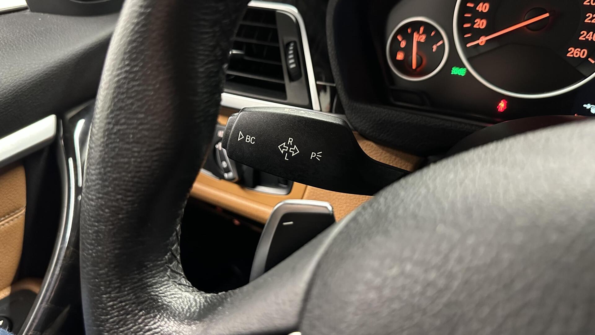 Foto van BMW 330e Iperformance