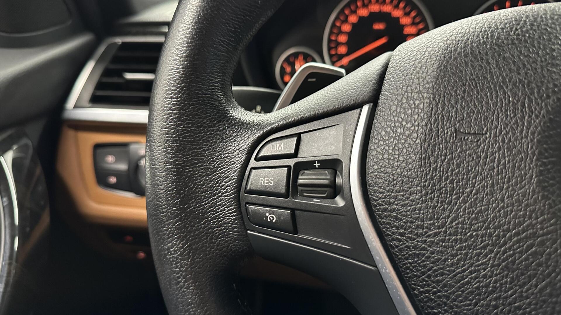 Foto van BMW 330e Iperformance
