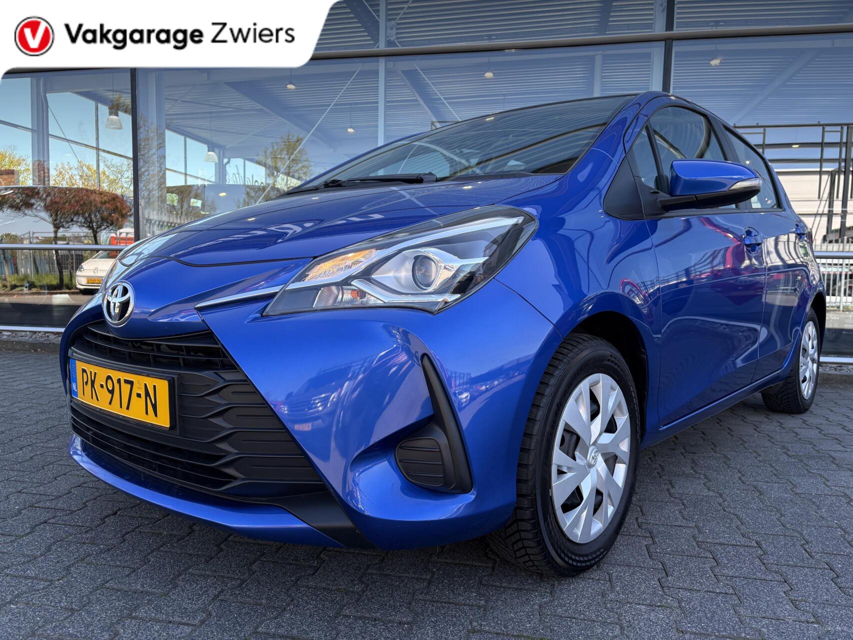 Toyota Toyota Yaris 1.5 VVT-i Aspiration Dealeronderhouden 1e eigenaar Camera Bluetooth Cruise 2017 - voorkant