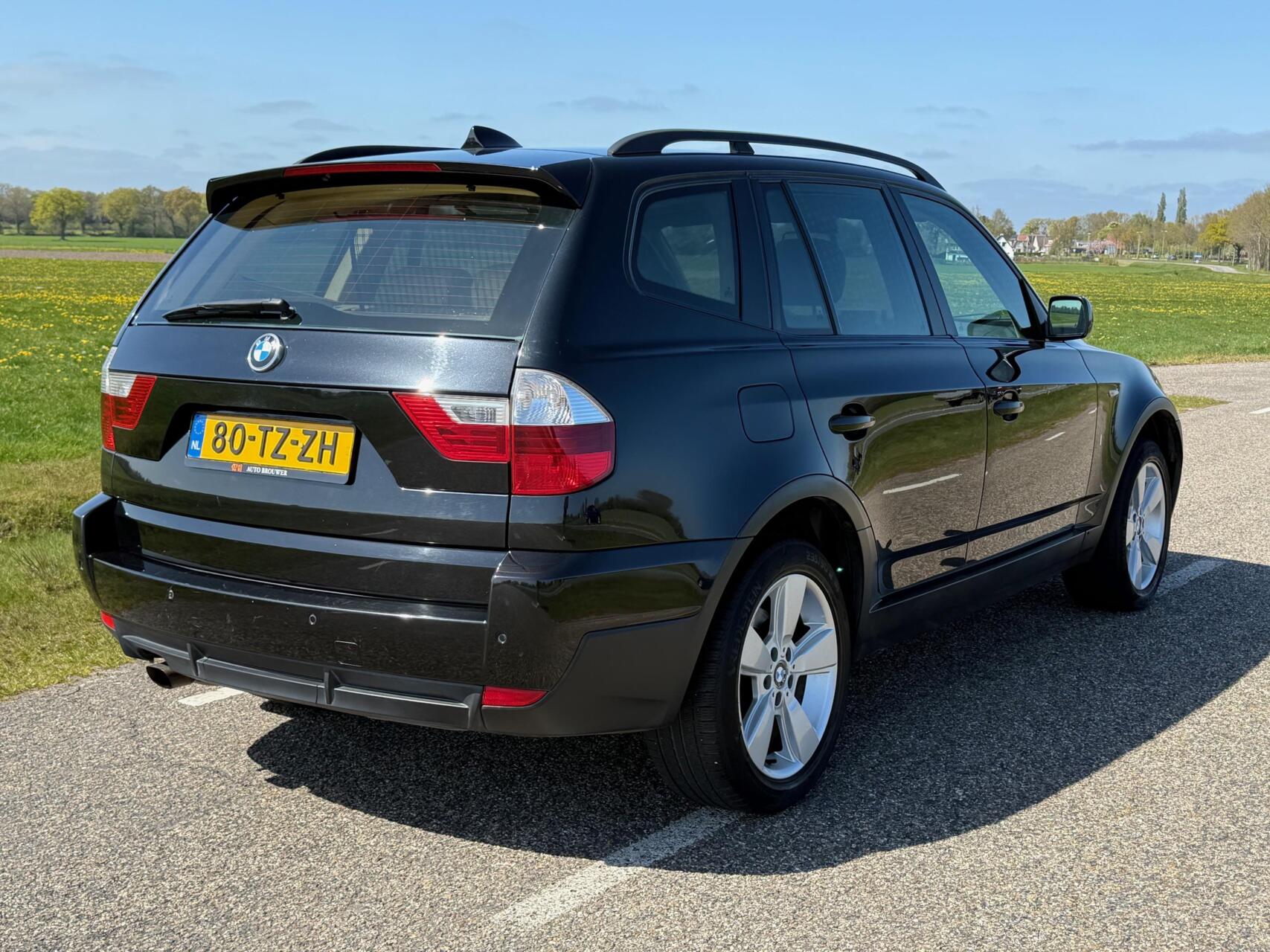 Foto van BMW X3 2.0i