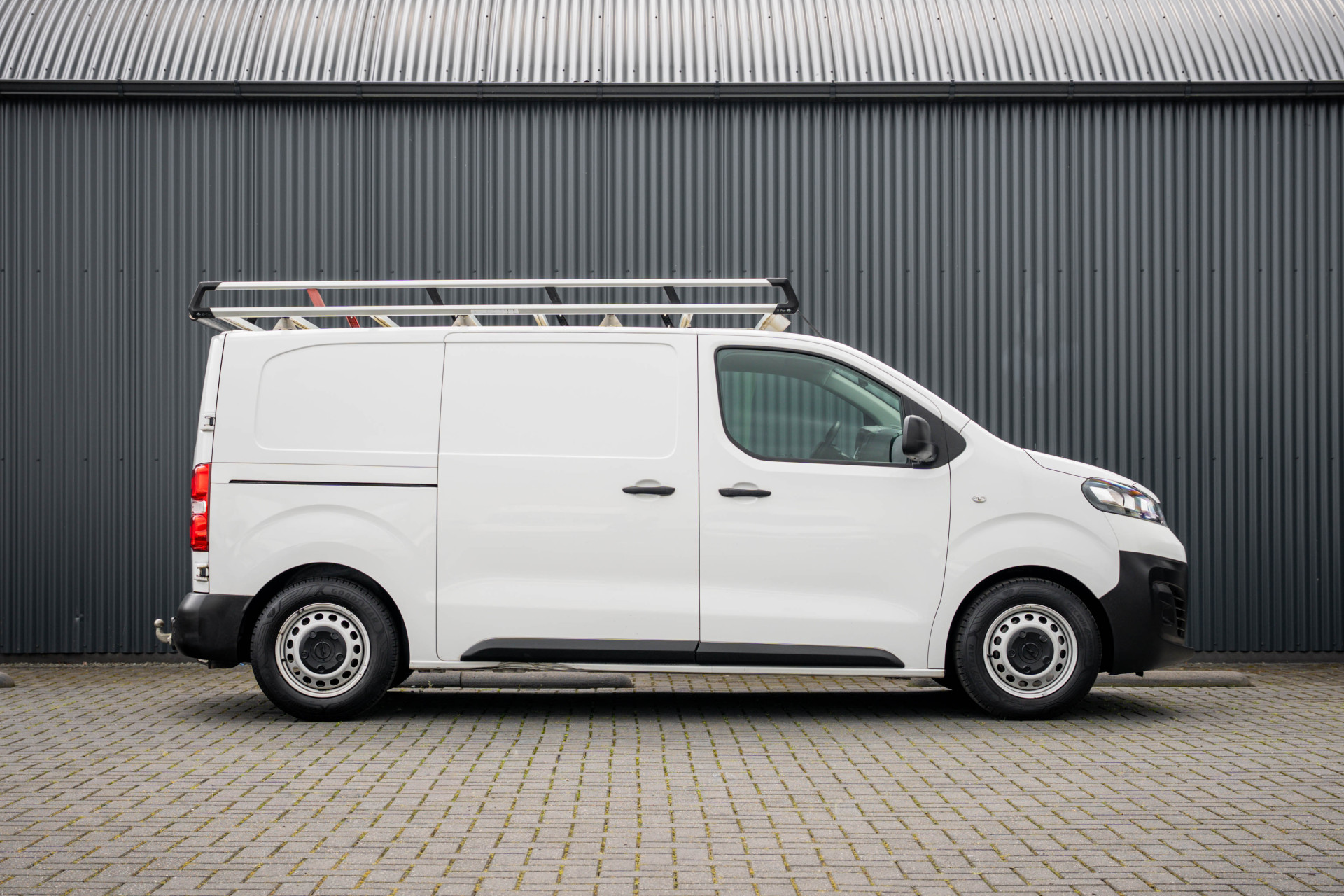 Foto van Opel Vivaro