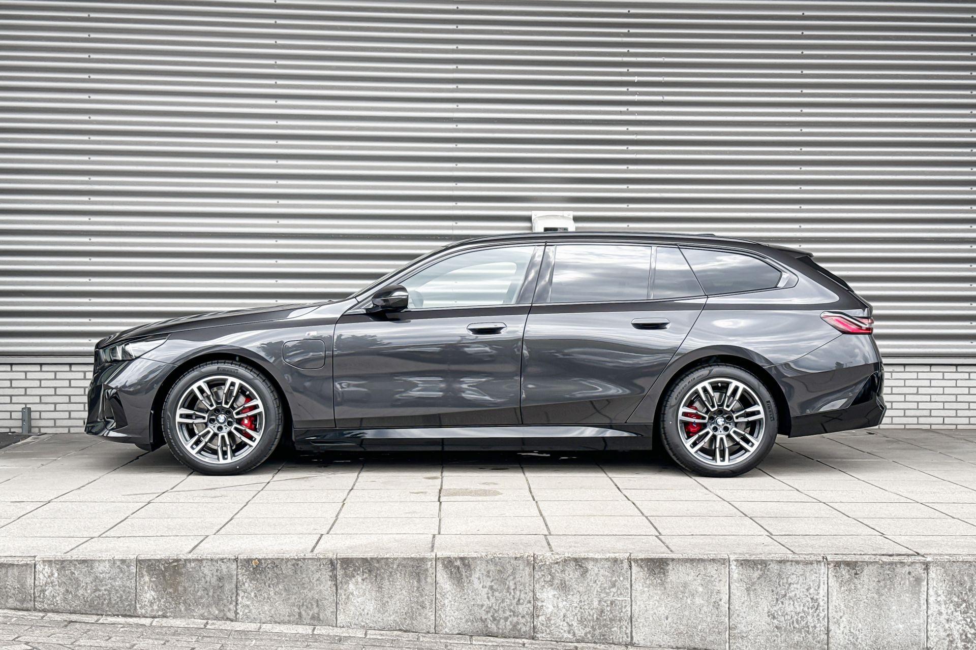 Foto van BMW 530e