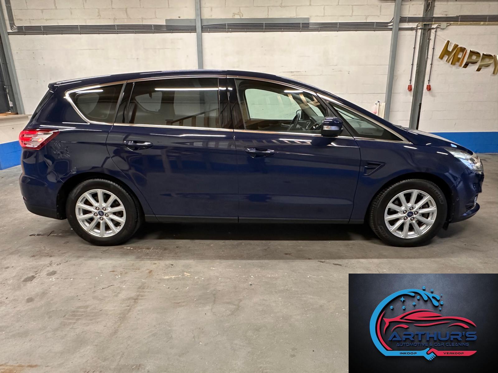 Foto van Ford S-max