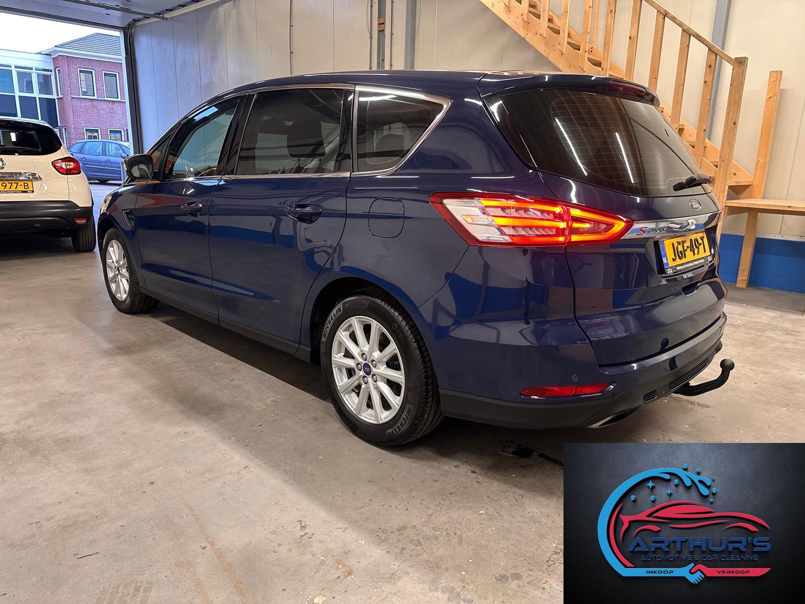 Foto van Ford S-max