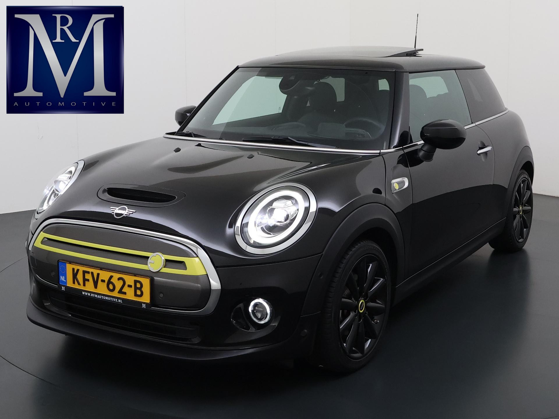 Foto van MINI COOPER SE