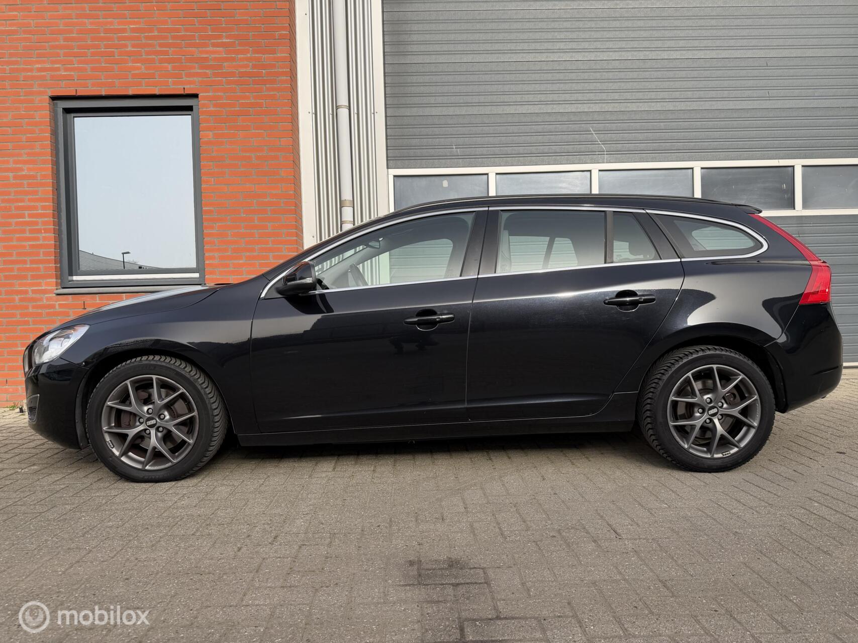 Foto van VOLVO V60