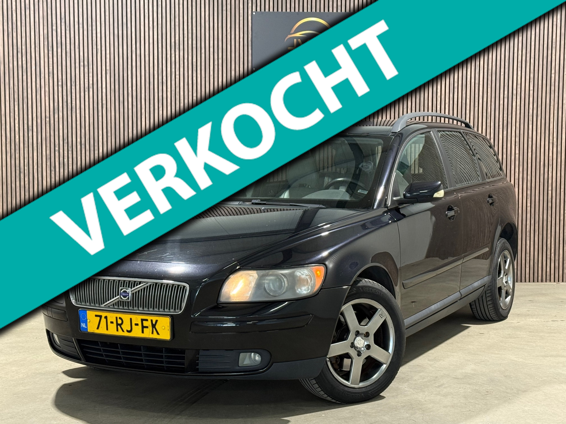 Volvo V50 2.4i Summum 2005 - voorkant
