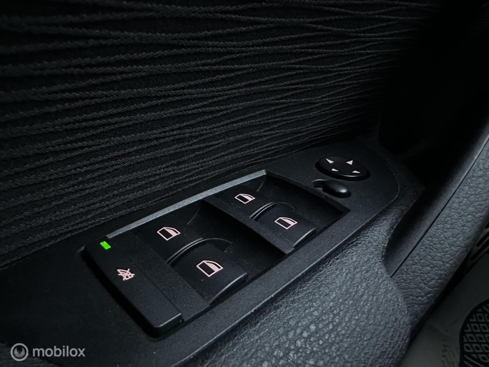 Foto van BMW X1 sDrive 18i