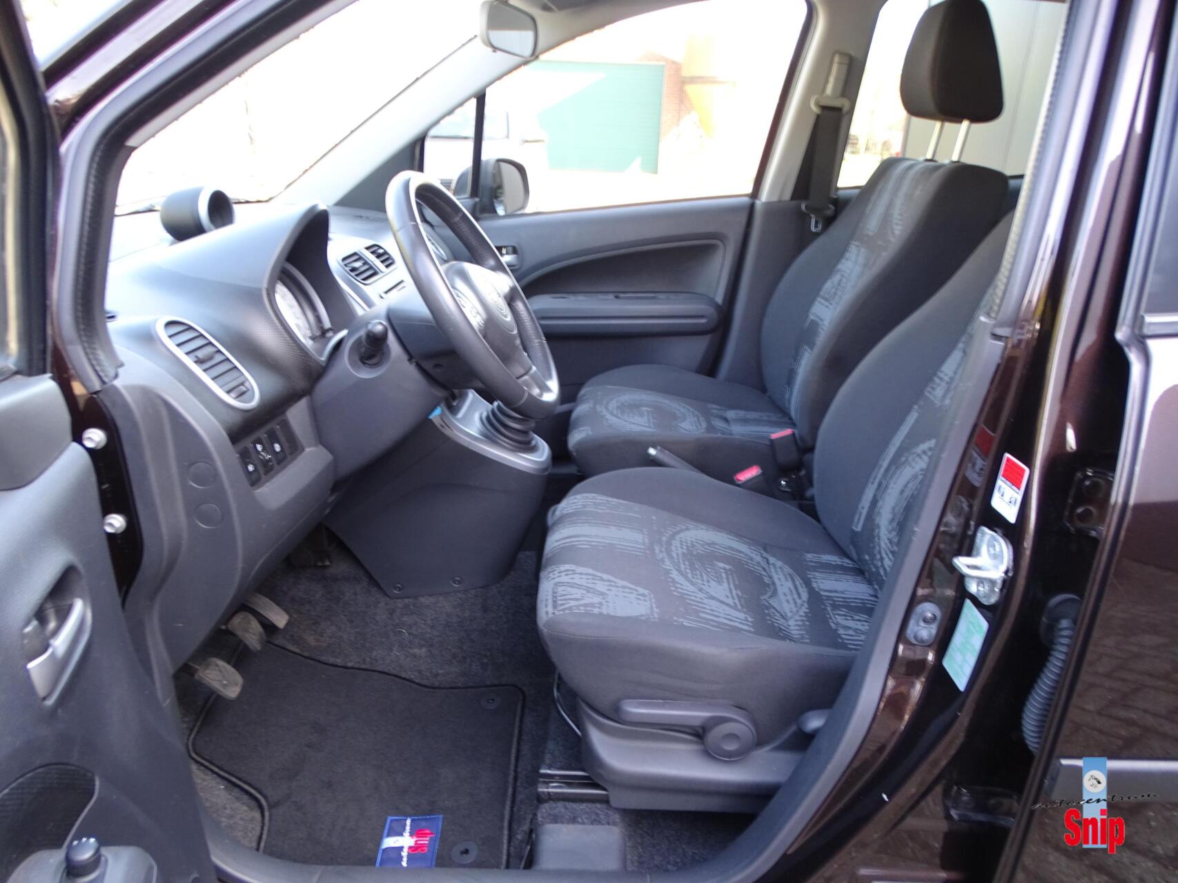 Foto van Opel Agila