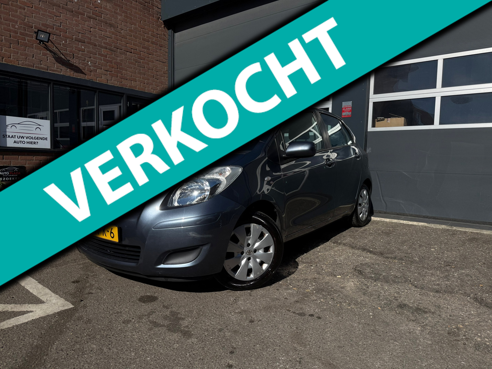 Toyota Toyota Yaris 1.3 VVTi Aspiration 2009 - voorkant