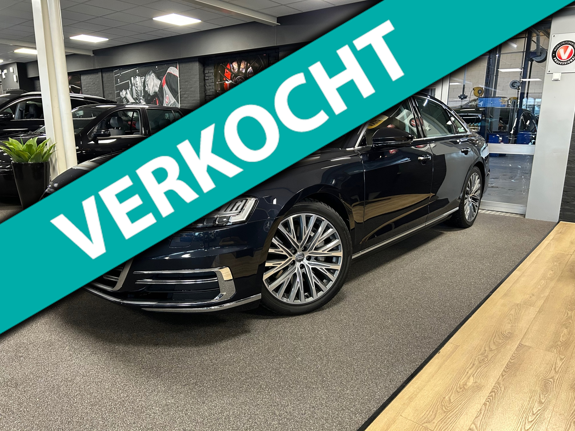Foto van AUDI A8