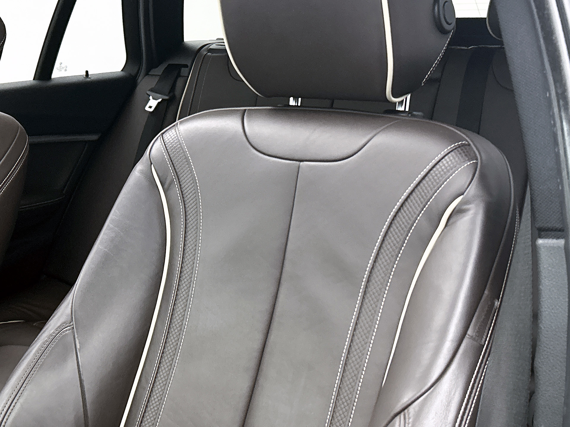 Foto van BMW 330i