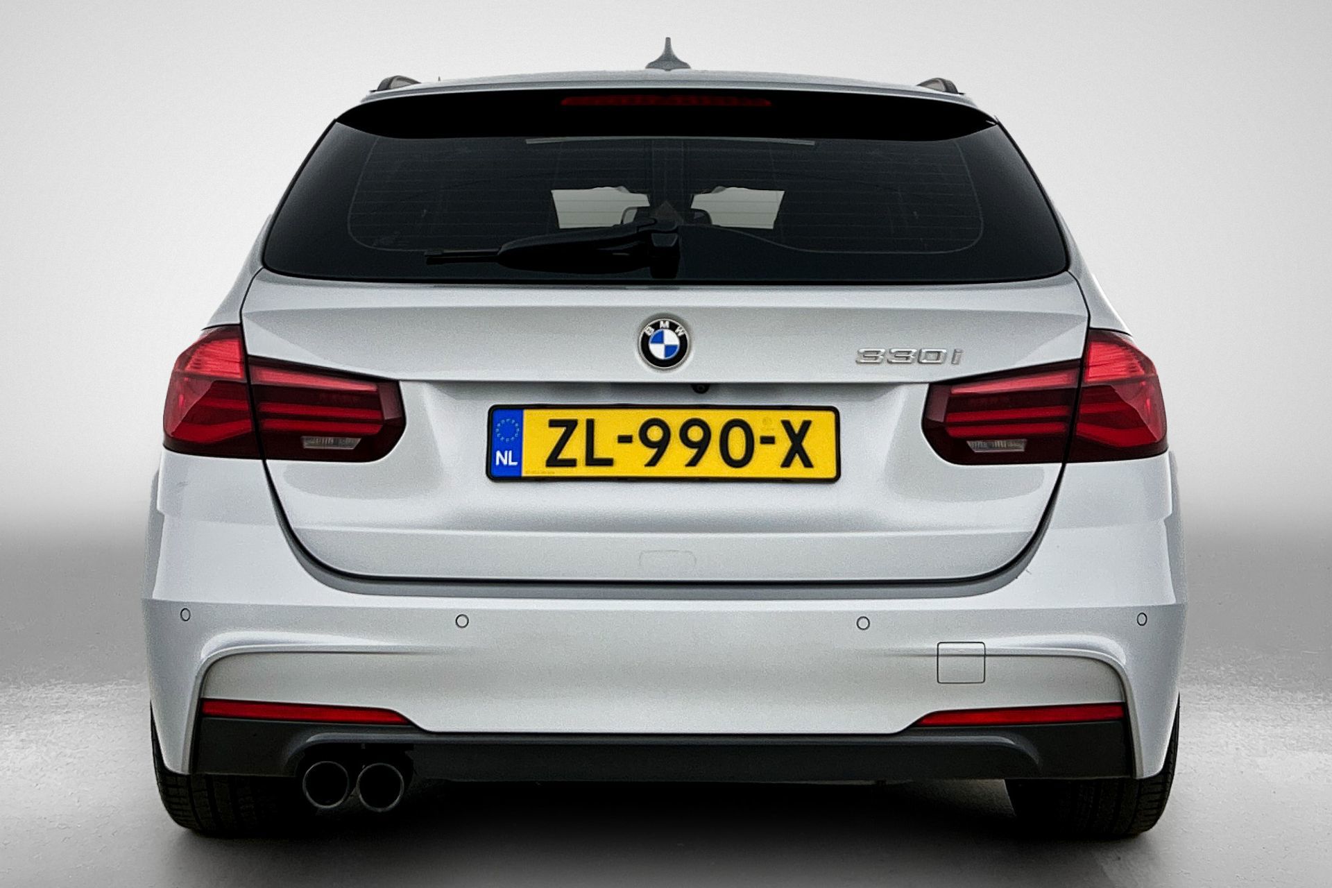 Foto van BMW 330i