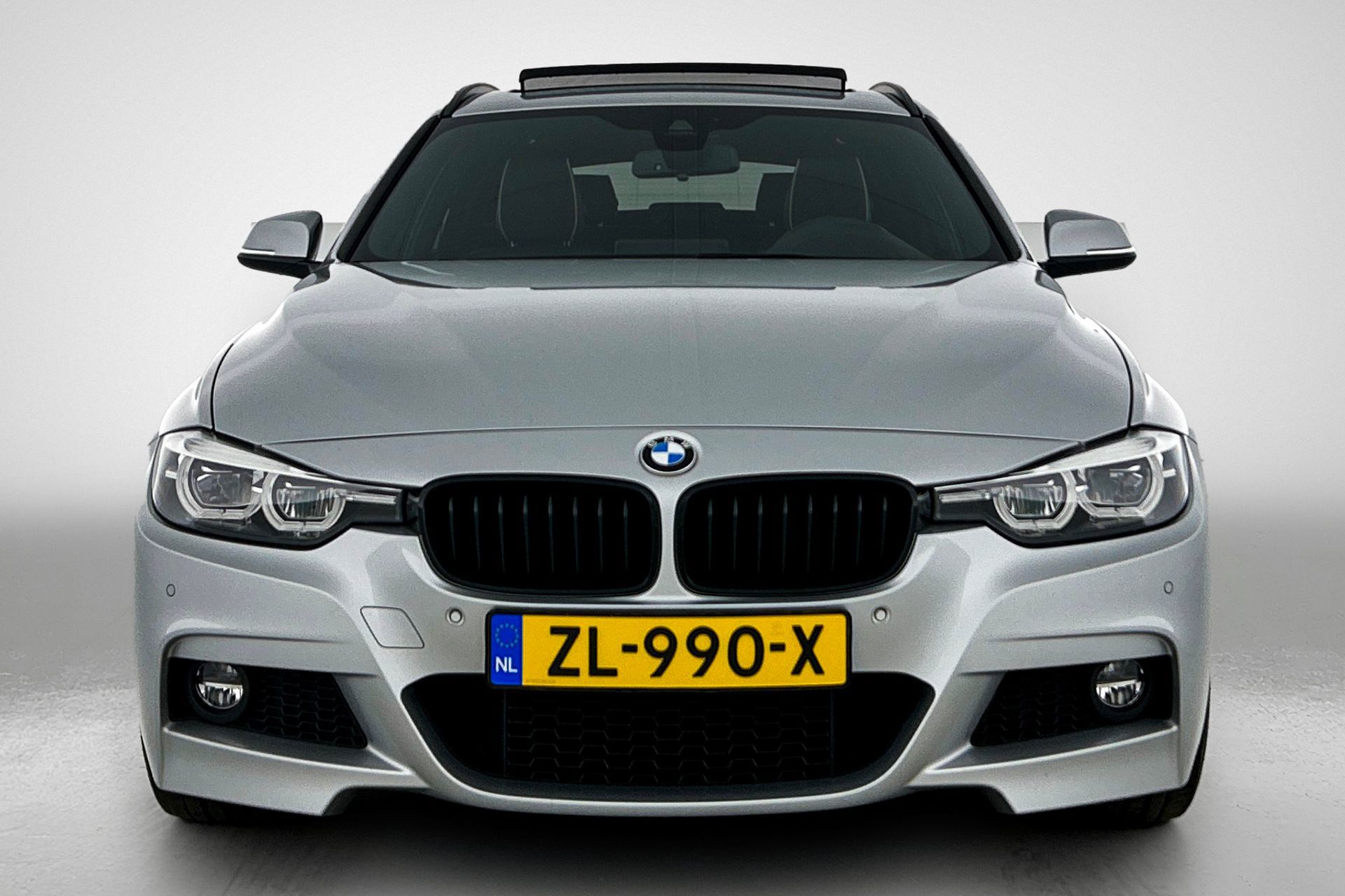 Foto van BMW 330i