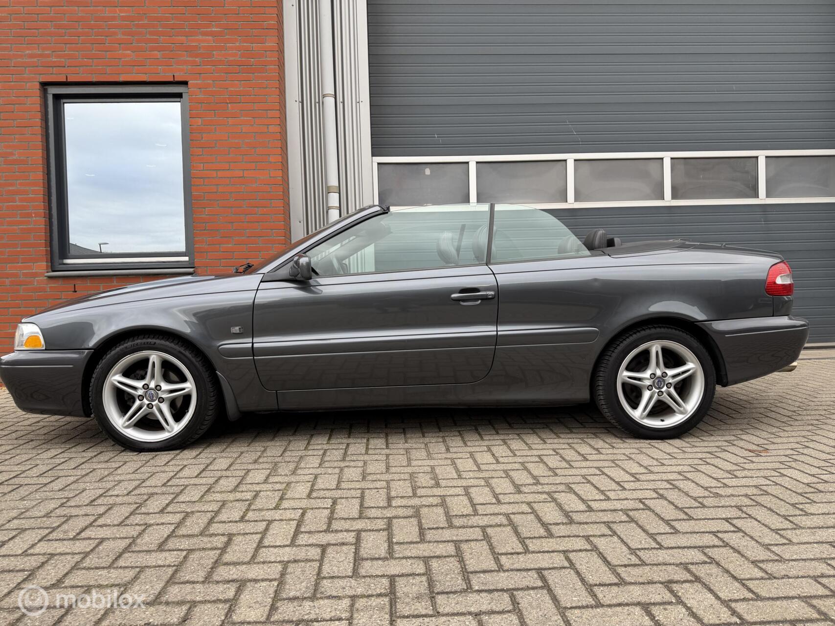 Foto van VOLVO C70