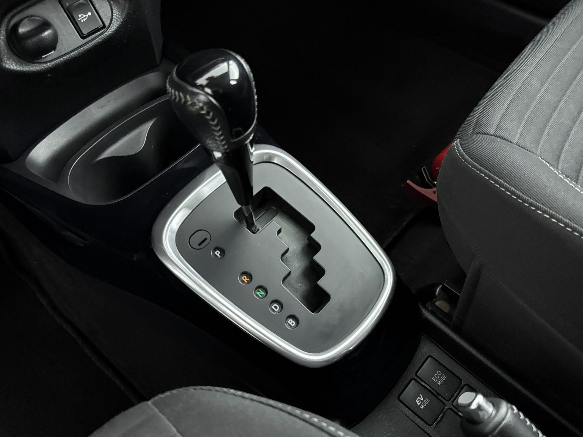 Foto van Toyota Toyota Yaris Hybrid