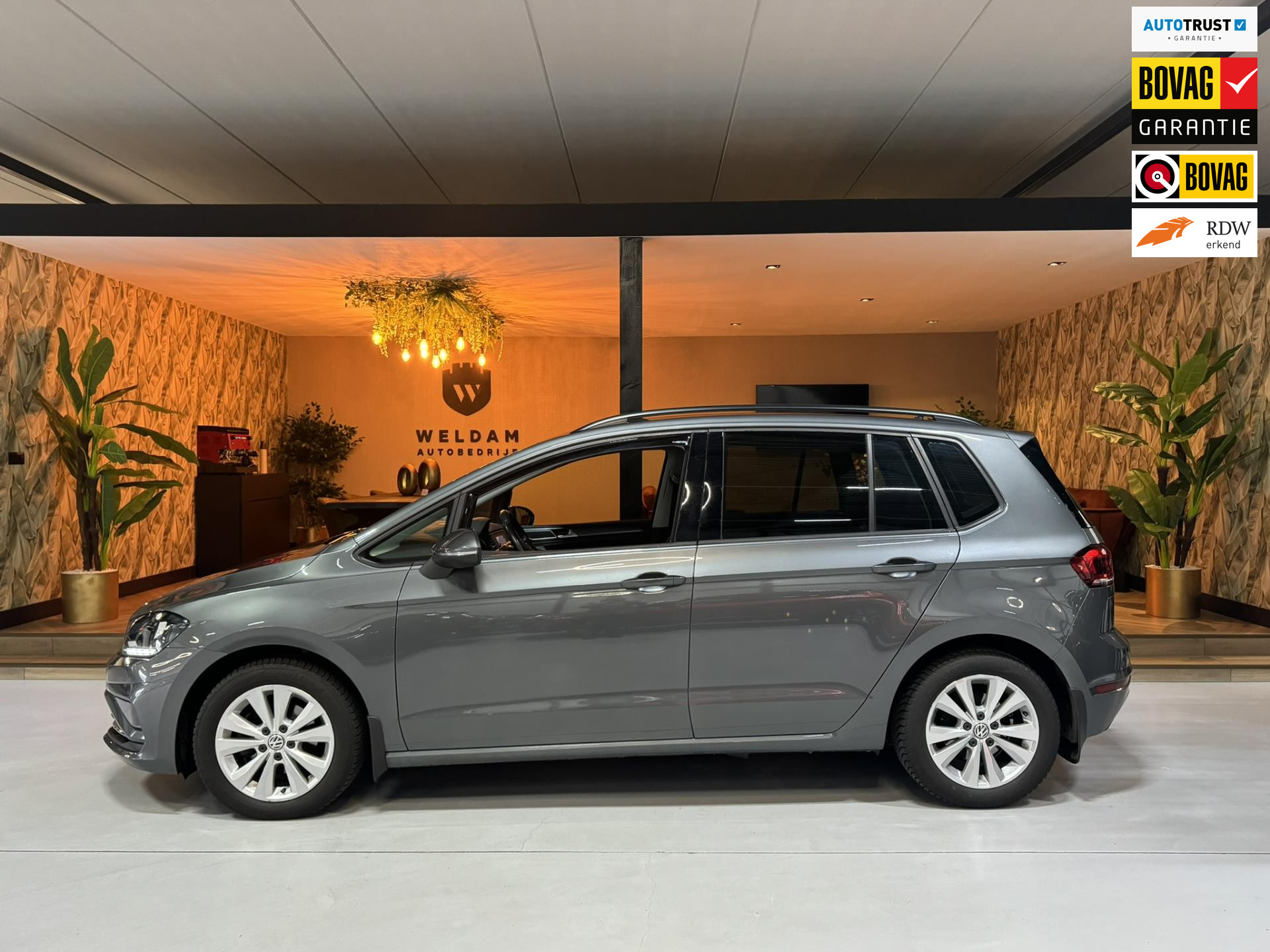 Foto van VOLKSWAGEN GOLF SPORTSVAN