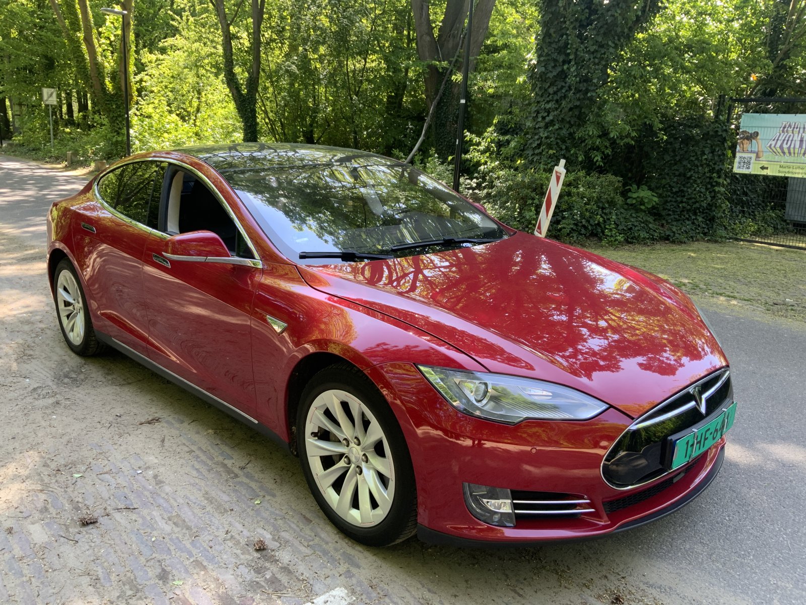 Inspectiefoto van Tesla Model S