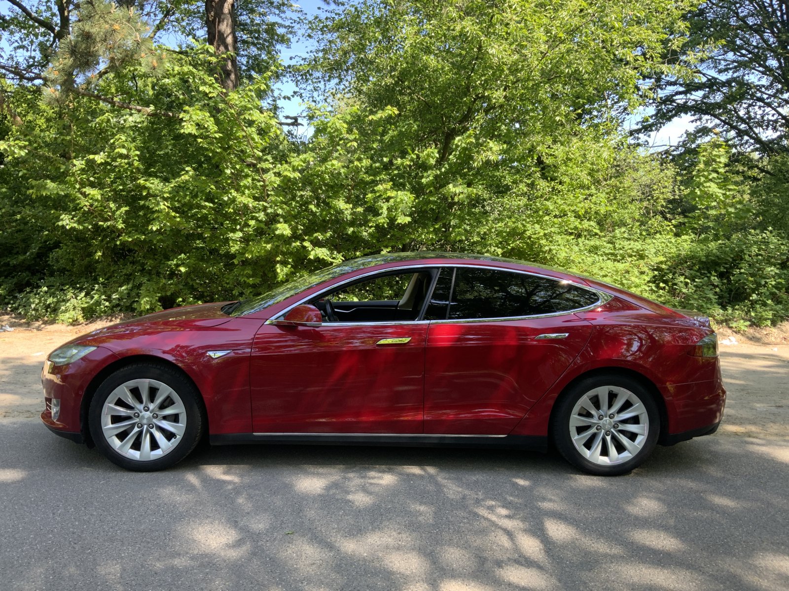 Inspectiefoto van Tesla Model S
