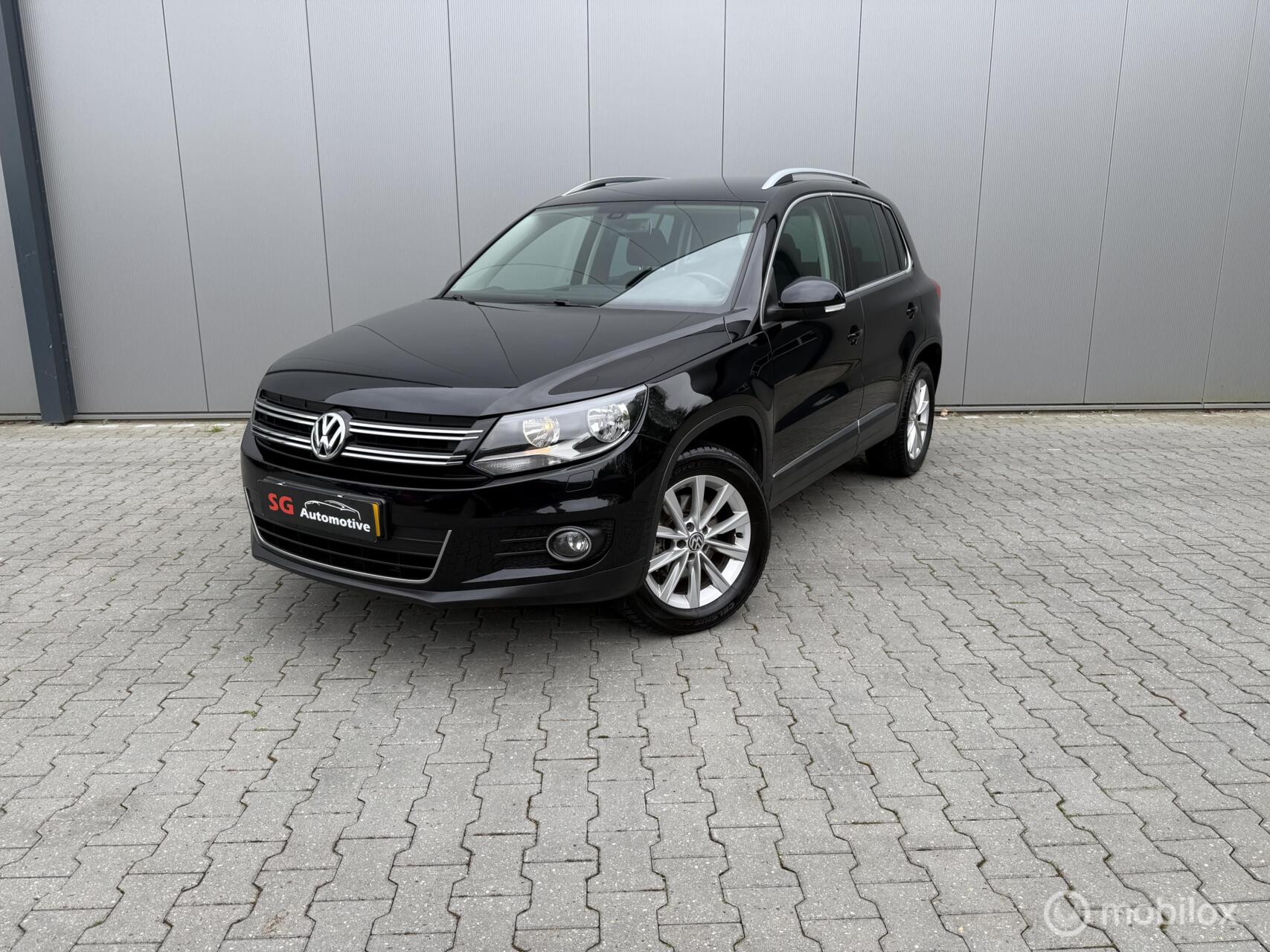 Volkswagen Tiguan 1.4 TSI Sport&Style Nieuwe apk 2012 - voorkant