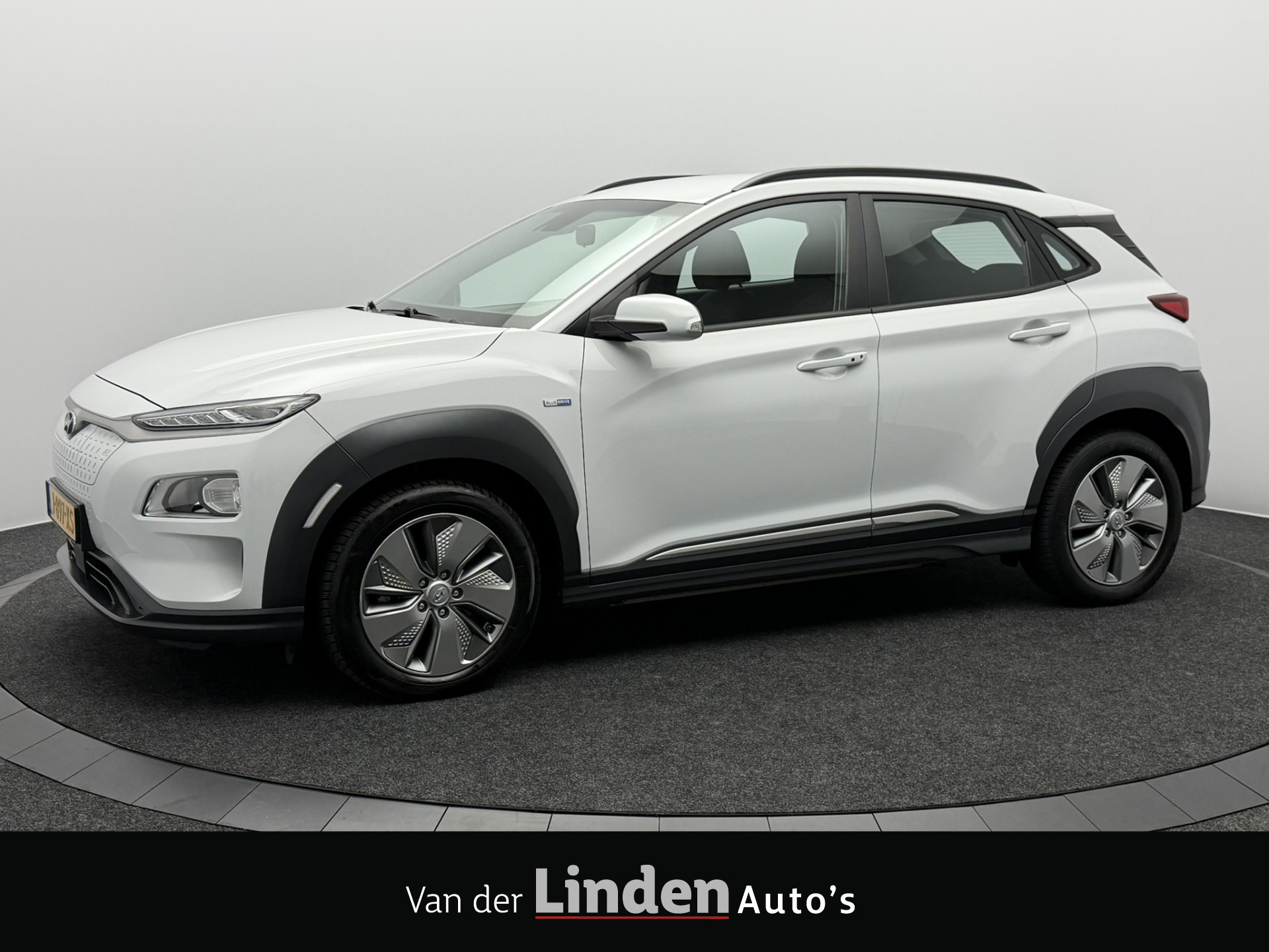 Hyundai Kona EV Comfort 64 kWh 3- Fase SOH 95,4% | Warmtepomp | Camera | Carplay&Android 2020 - voorkant