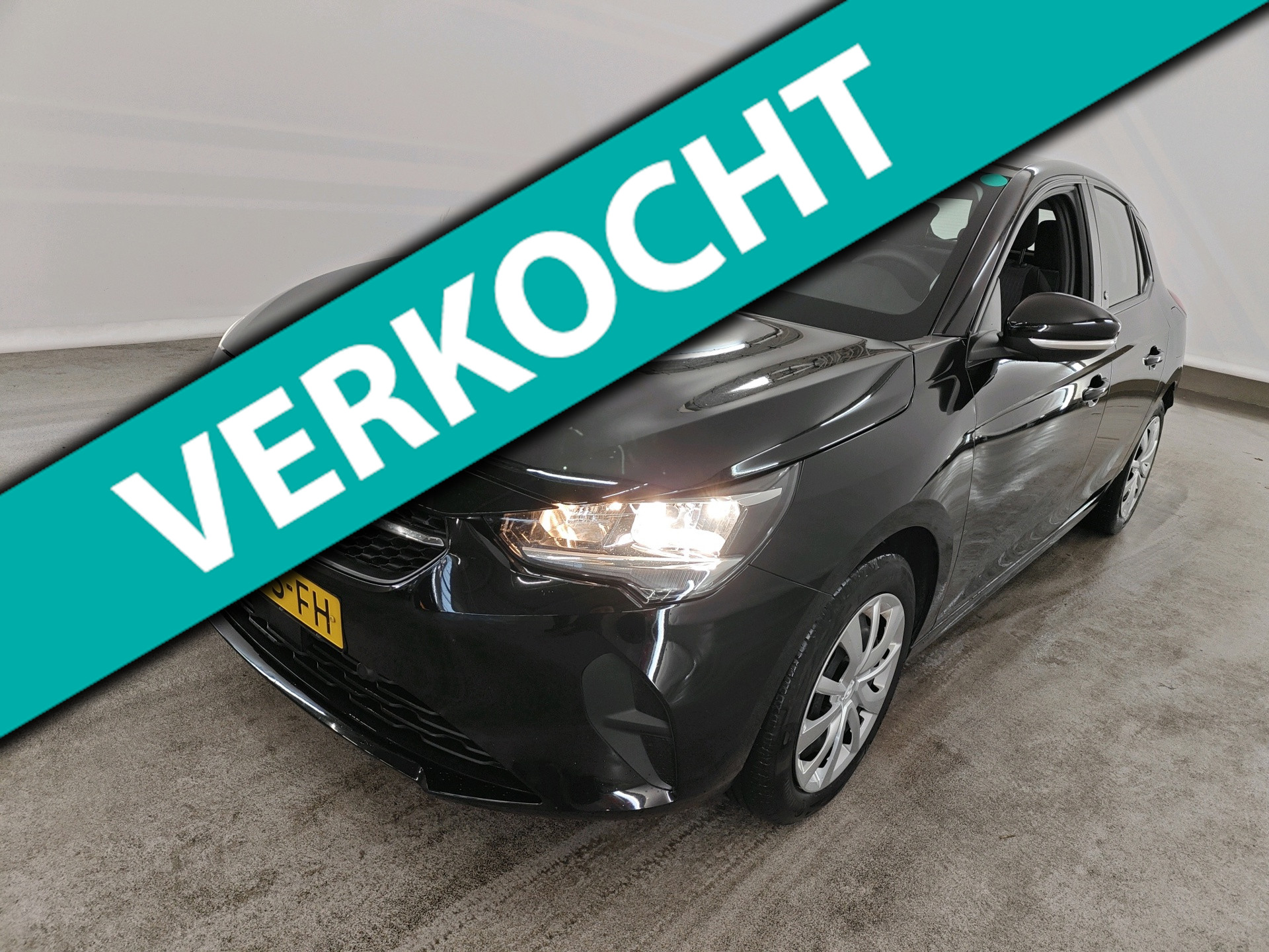 Opel Corsa 50 kWh 136pk Edition | SOH 91% | PDC achter | Multimedia Navi 7" | Apple CarPlay / Android Auto | Keyless Start 2020 - voorkant
