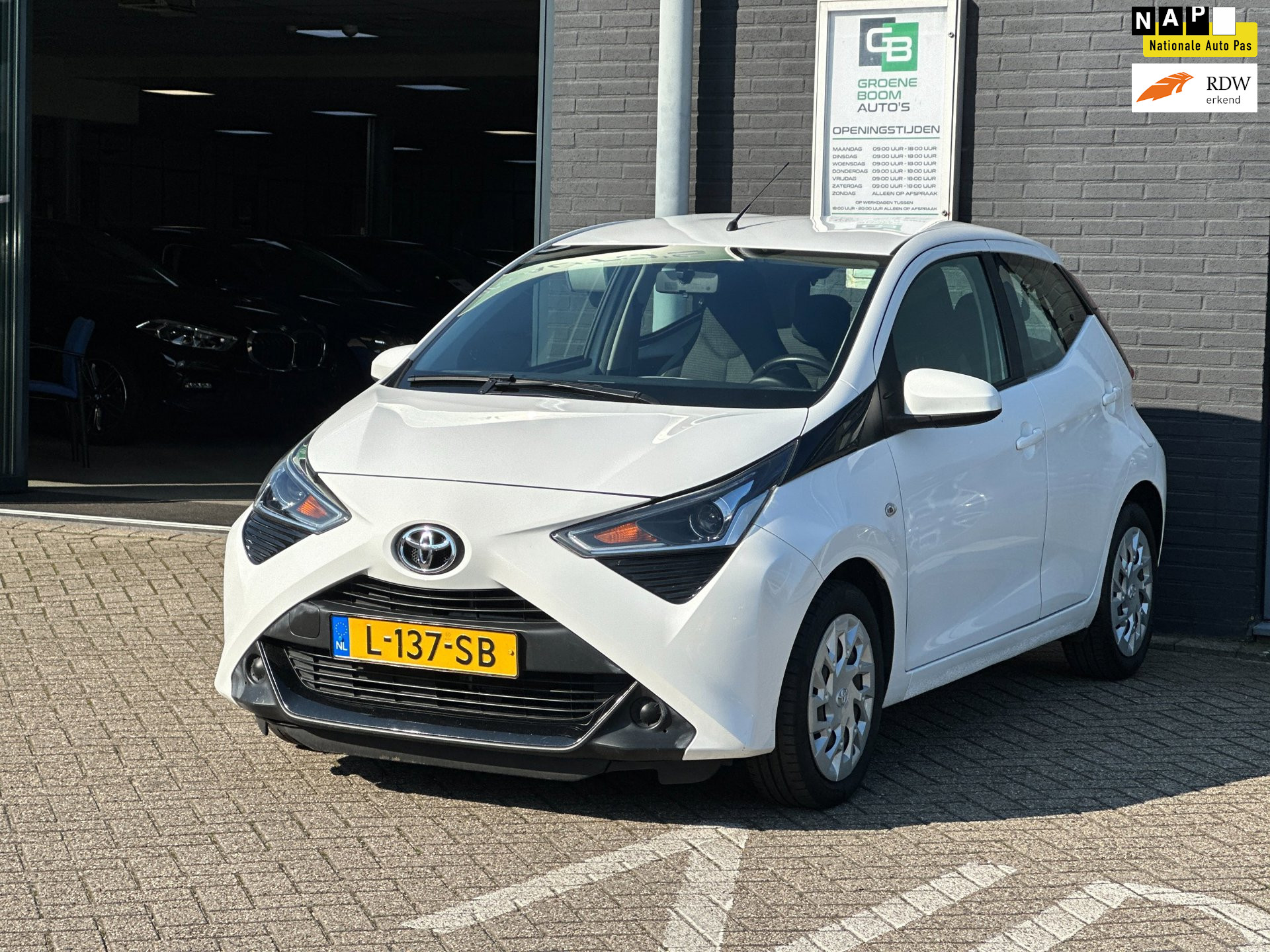 Toyota Toyota Aygo 1.0 VVT-i x-play/1STE EIG/AIRCO/CAMERA/NL-AUTO NAP!! 2021 - voorkant