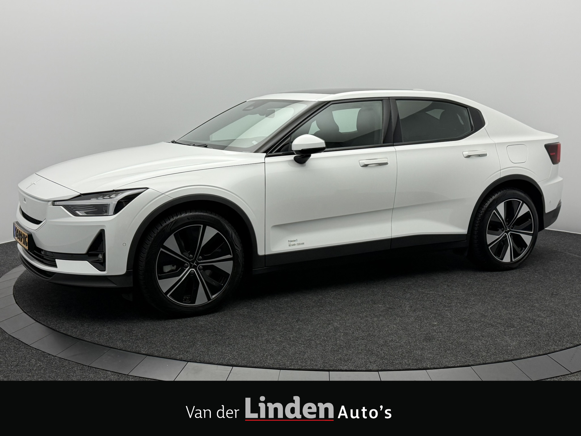 Polestar Polestar 2 Long Range Single Motor Plus 82 kWh SOH 98,8% | Warmtepomp | 360° Camera | Harman/Kardon | Panoramadak 2023 - voorkant