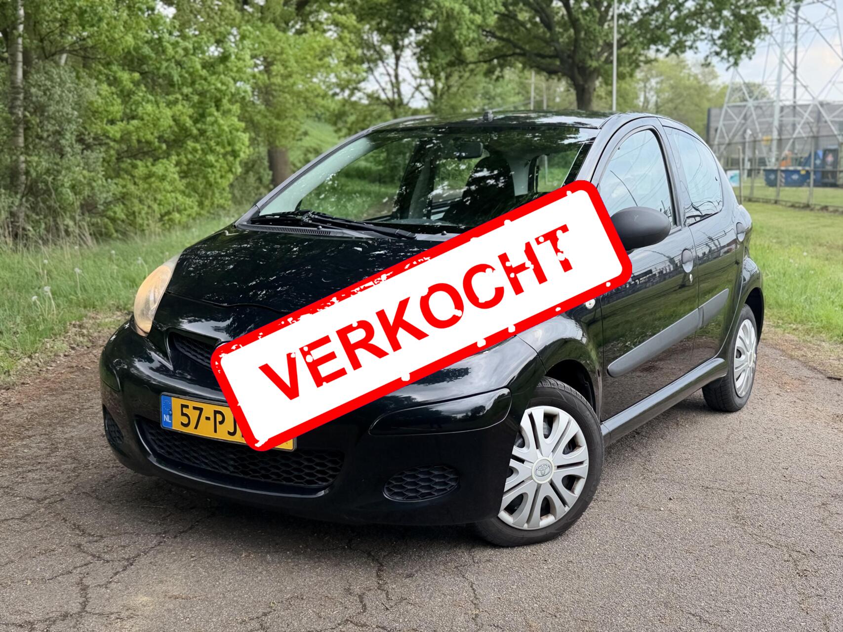 Toyota Toyota Aygo 1.0 12v 5 Deurs Airco NAP ✅ 2011 - voorkant