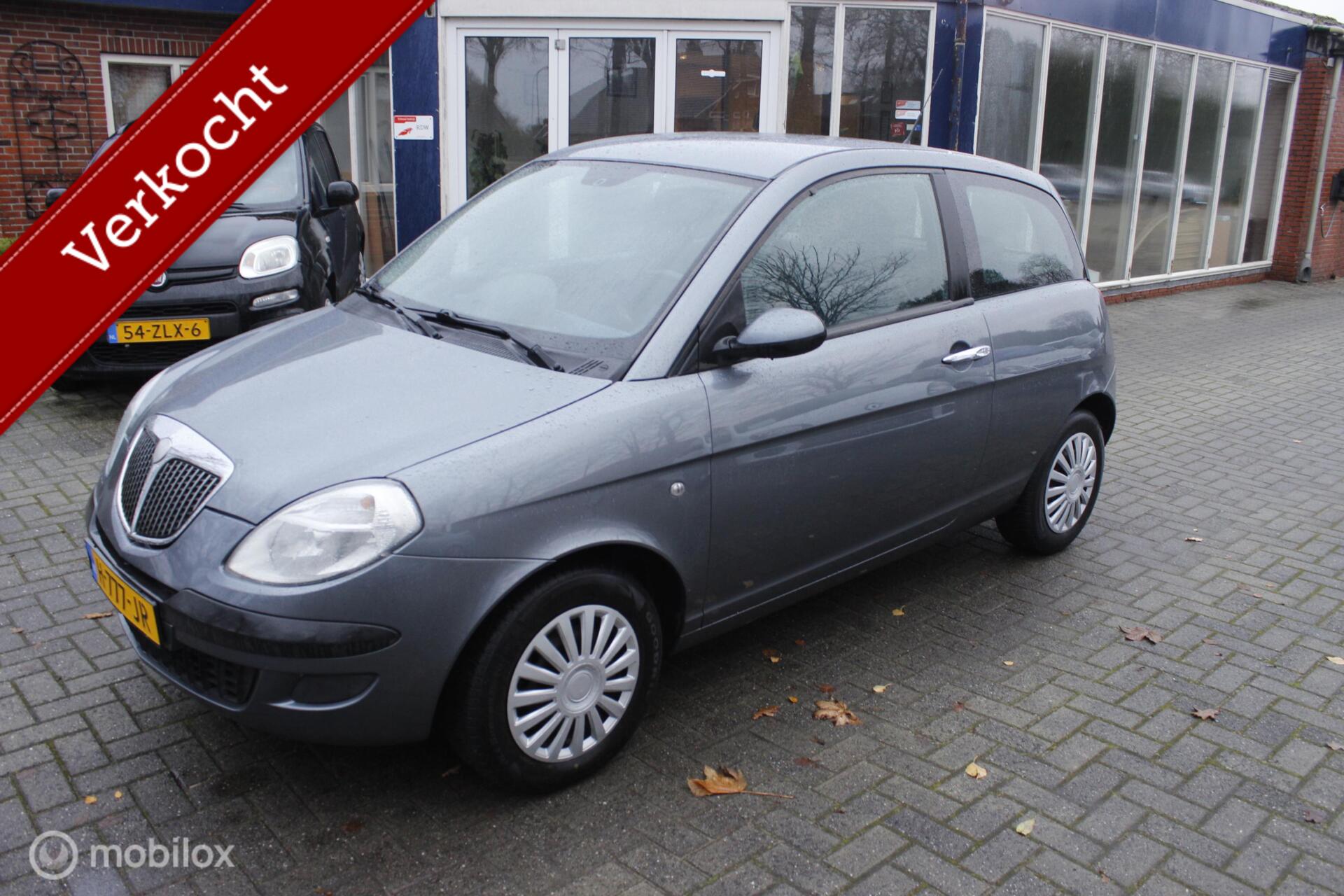 Foto van LANCIA LANCIA YPSILON