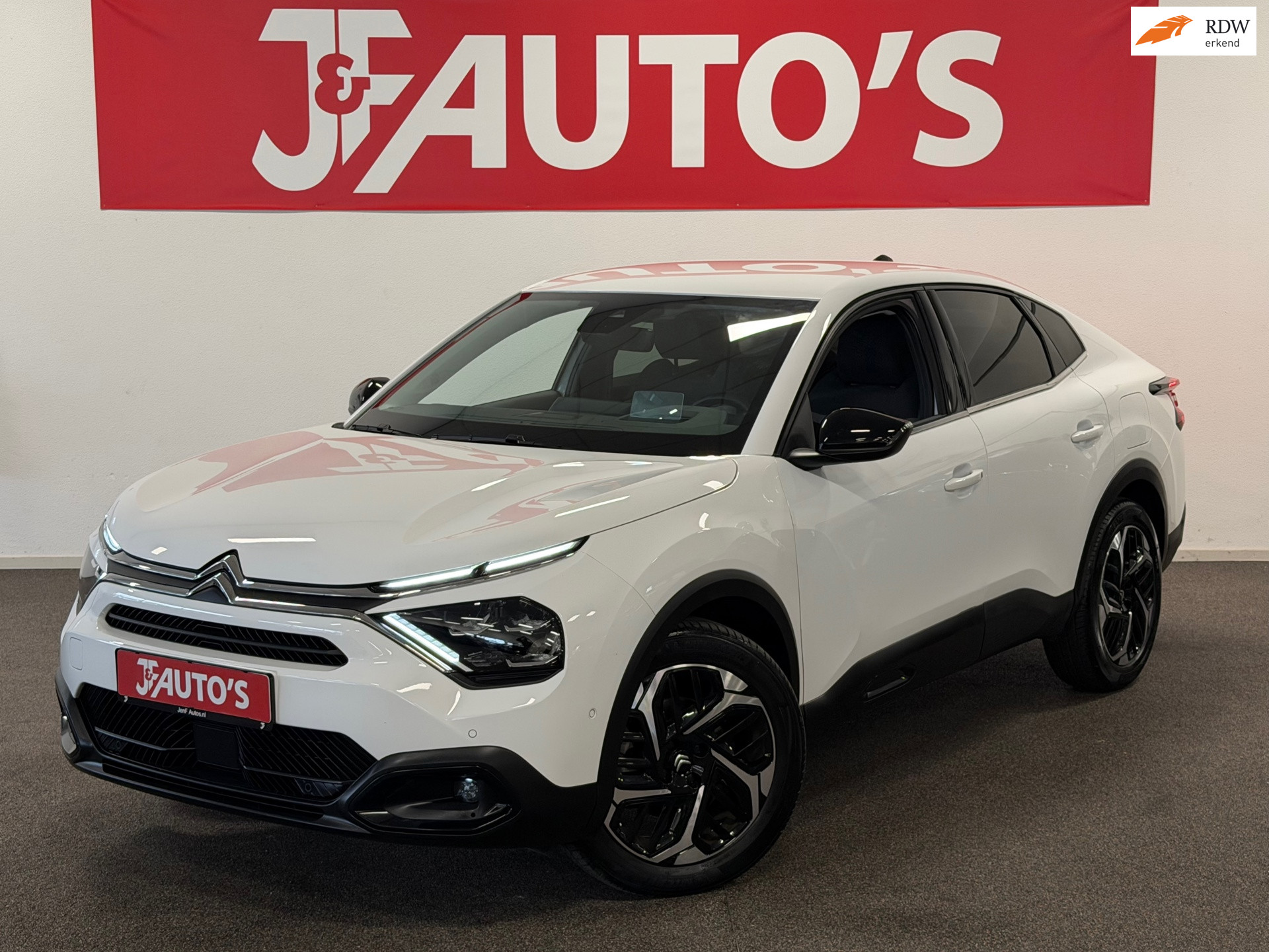 Foto van Citroen C4 X