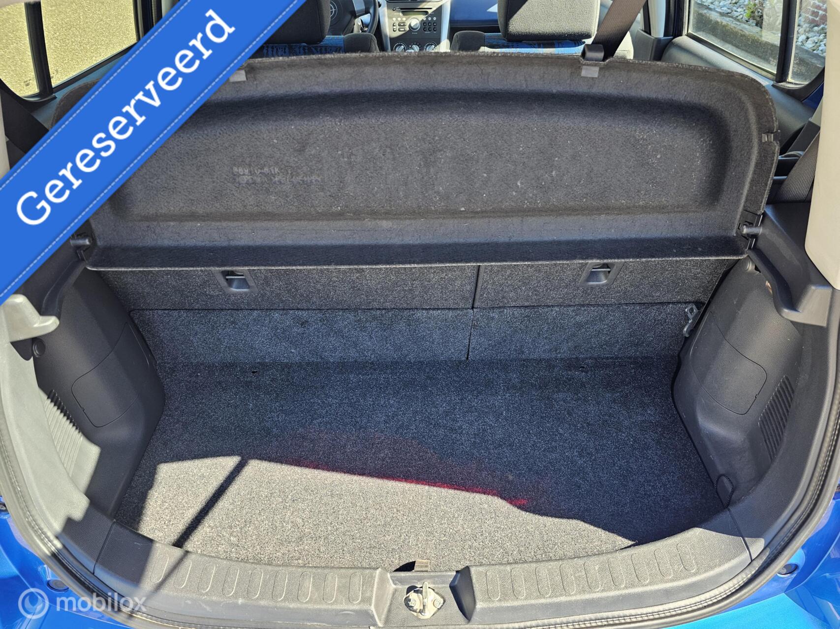 Foto van Opel Agila