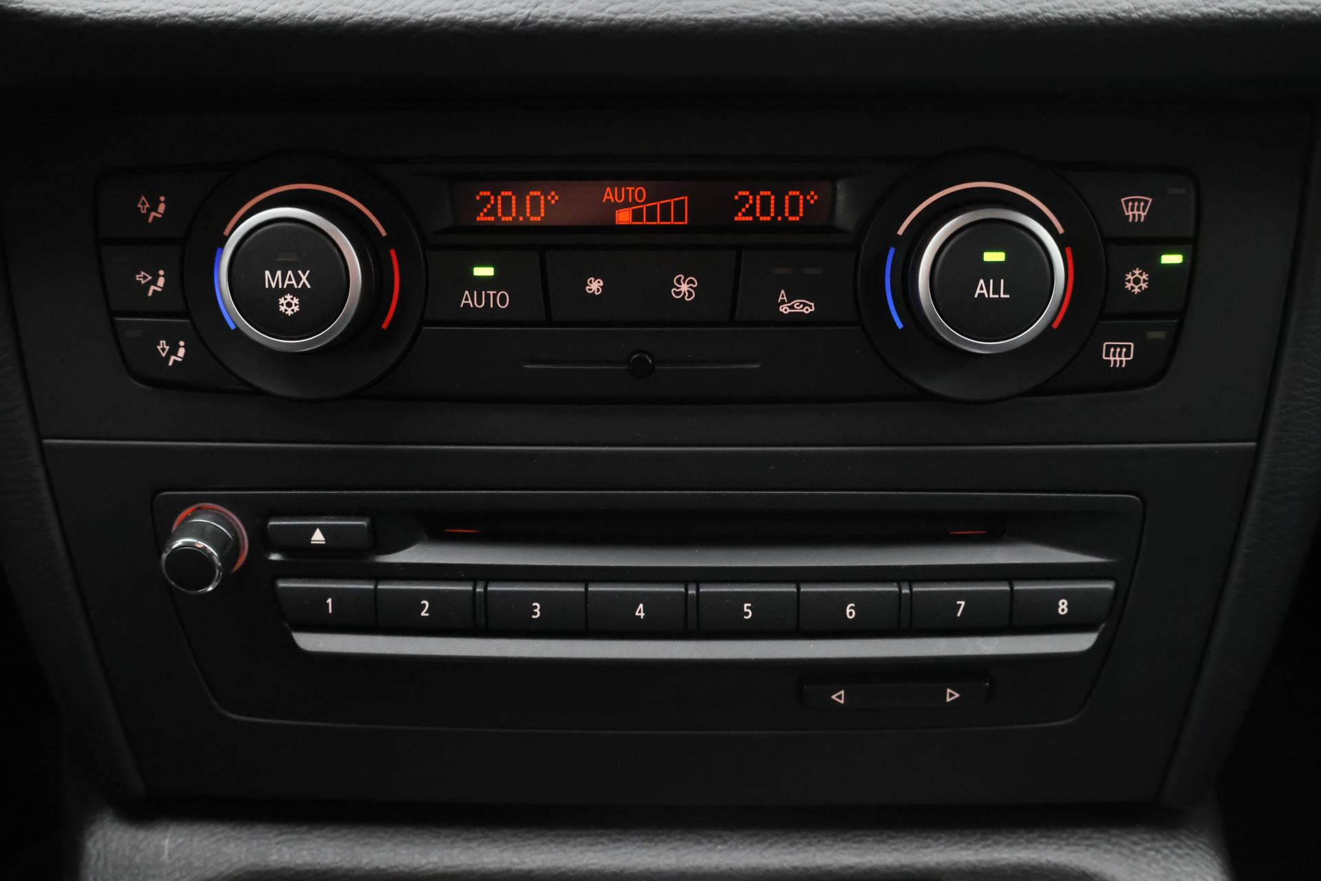 Foto van BMW X1 sDrive 18i