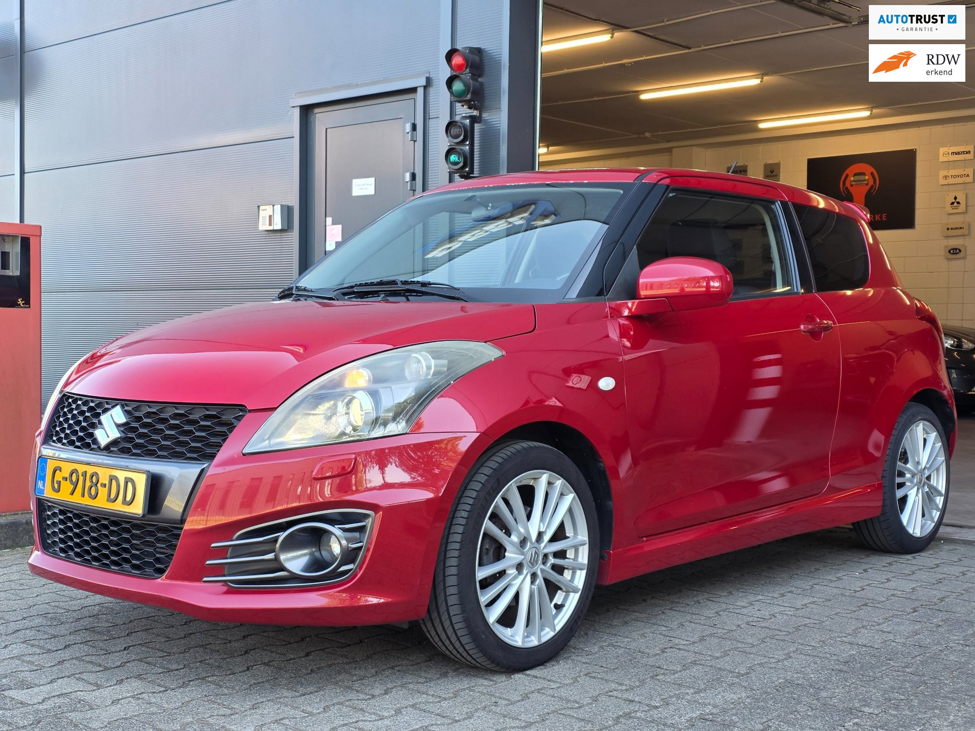 Foto van SUZUKI SWIFT SPORT