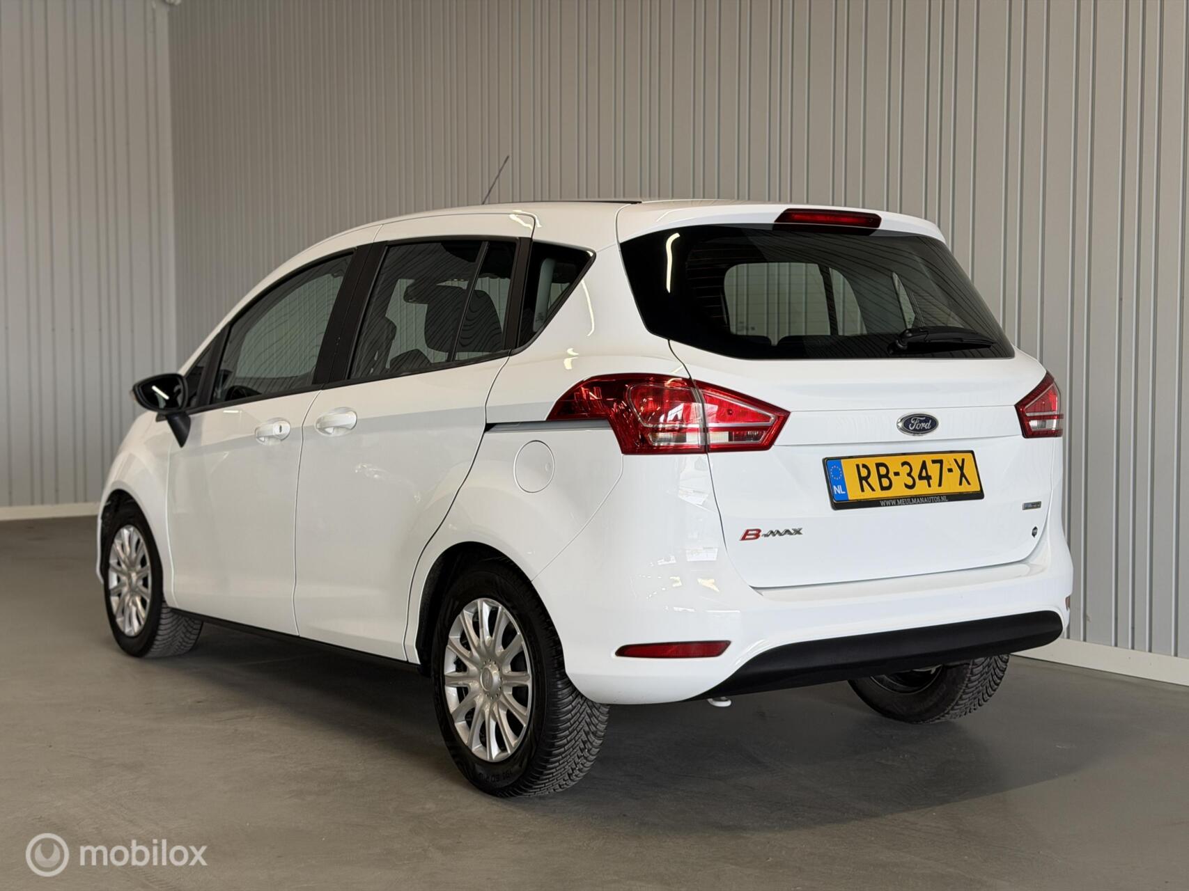 Foto van Ford B-max