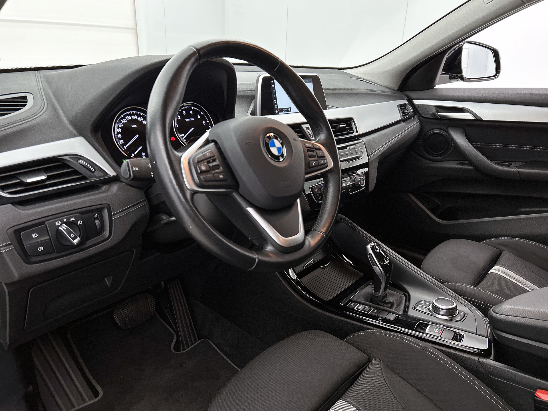 Foto van BMW X2 Sdrive18i