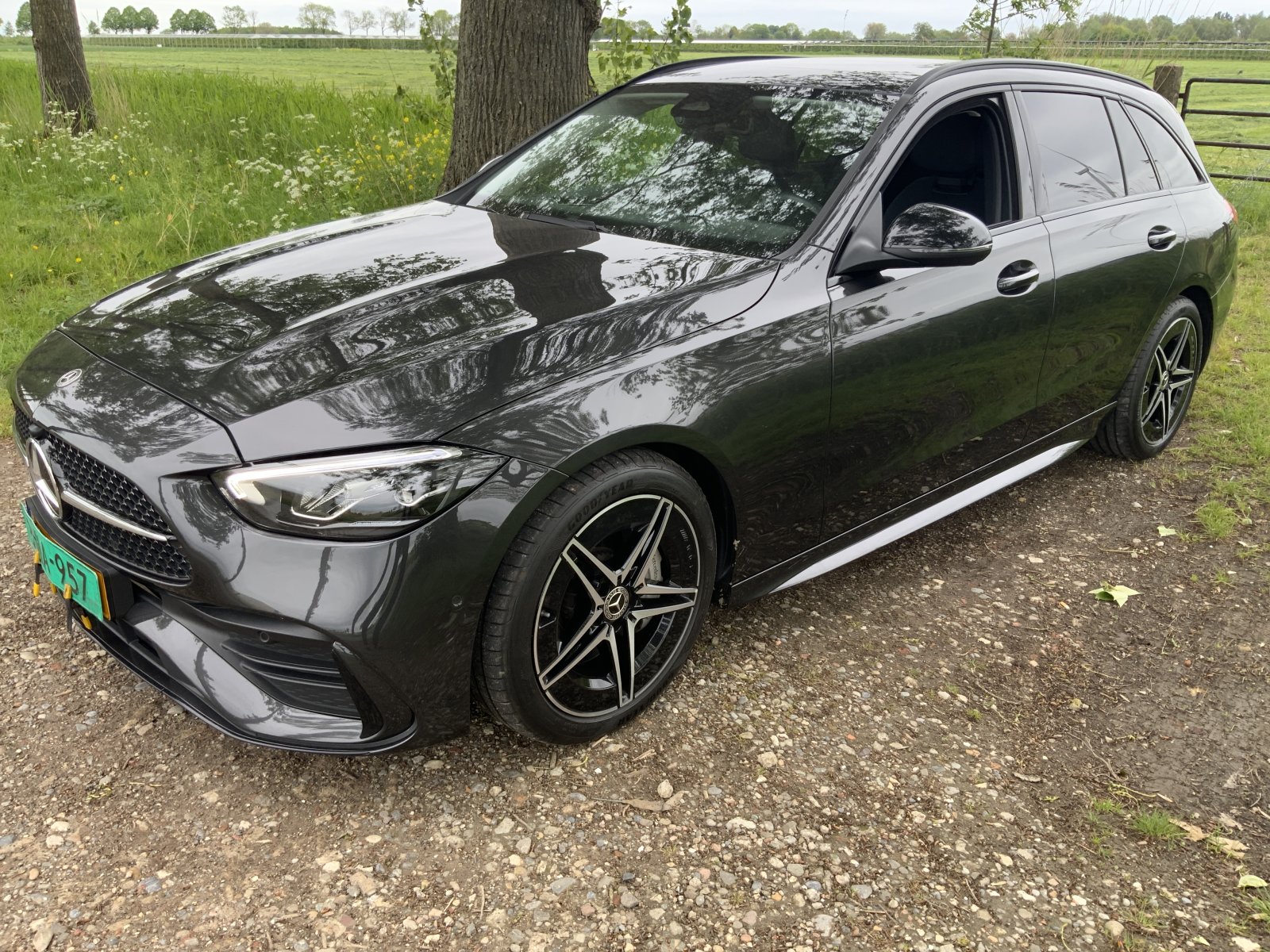 Mercedes-Benz C-klasse Estate 180 AMG Line 2023 - voorkant