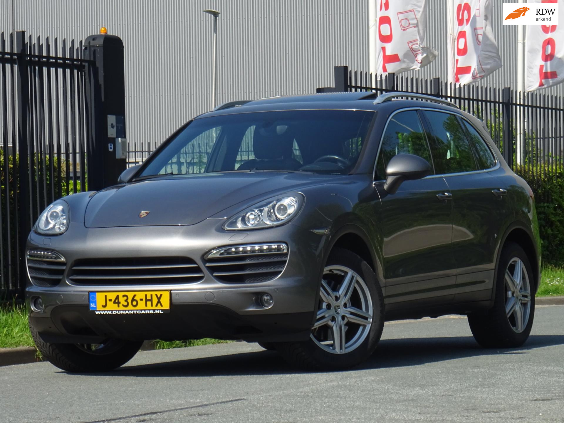 Foto van PORSCHE CAYENNE S